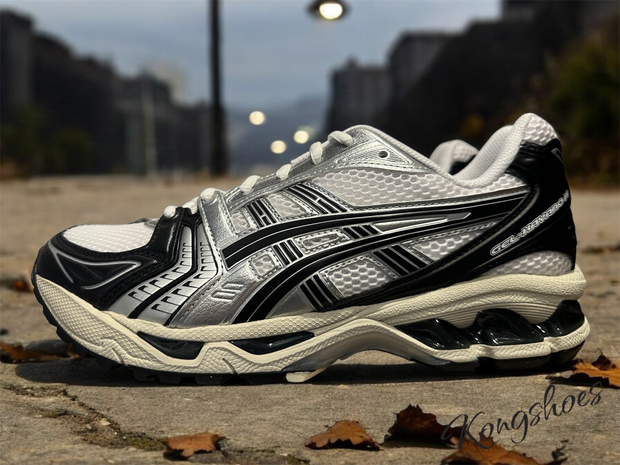Asics Gel-Kayano 14 White Black 착용 스타일