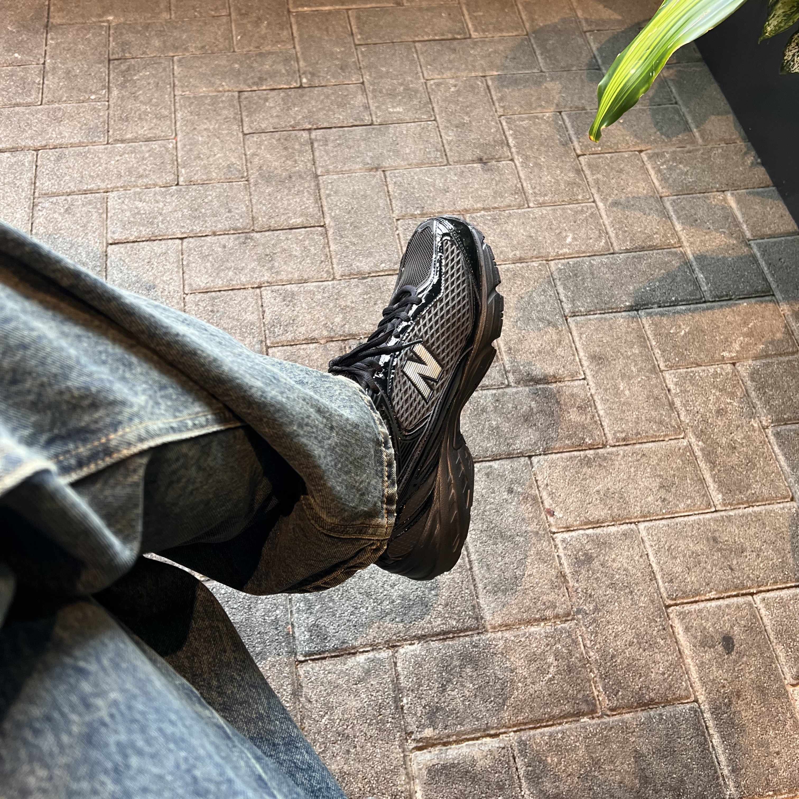 New Balance 509 Black 착용 스타일 - 1