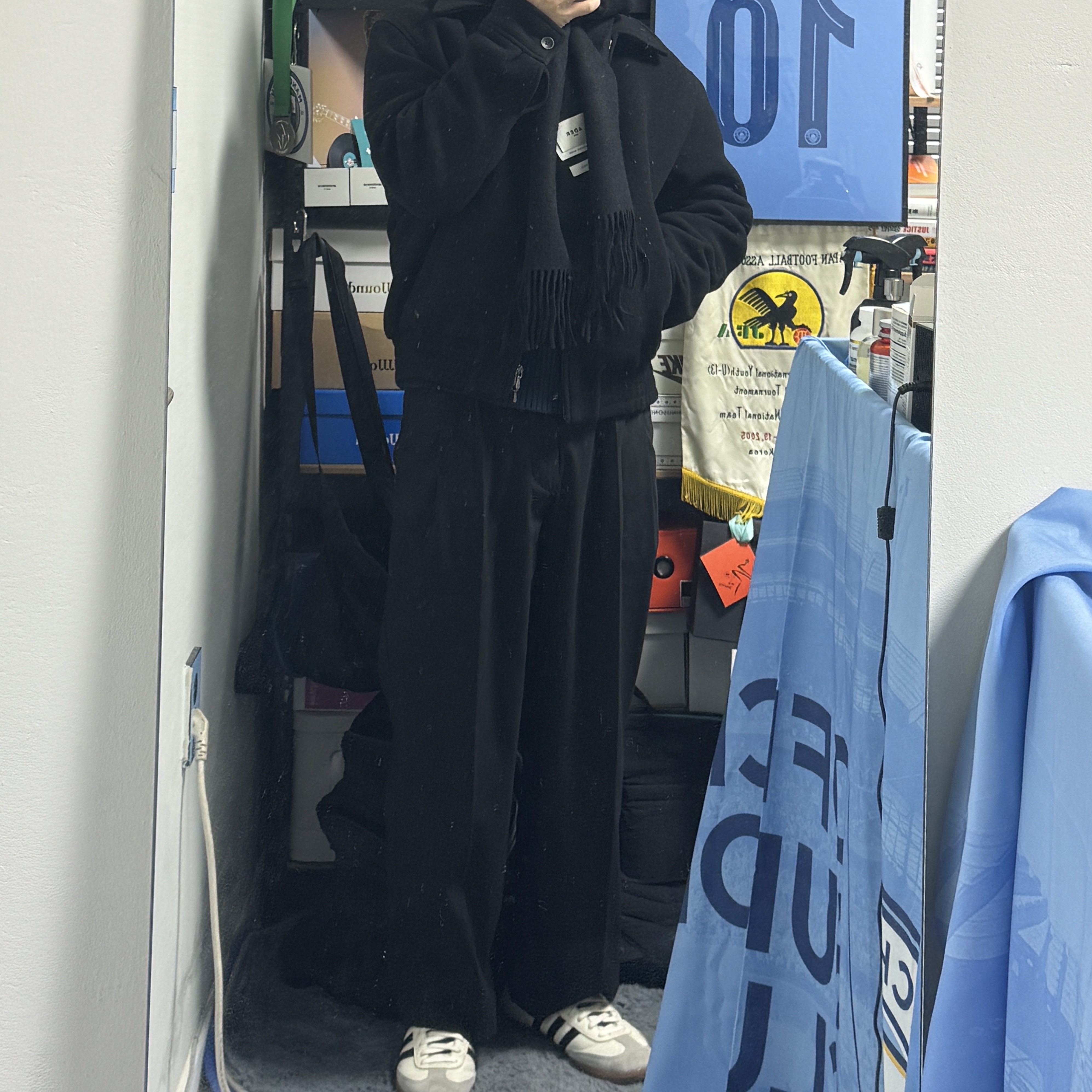 Adidas x JJJJound Samba OG Off White Core Black 착용 스타일