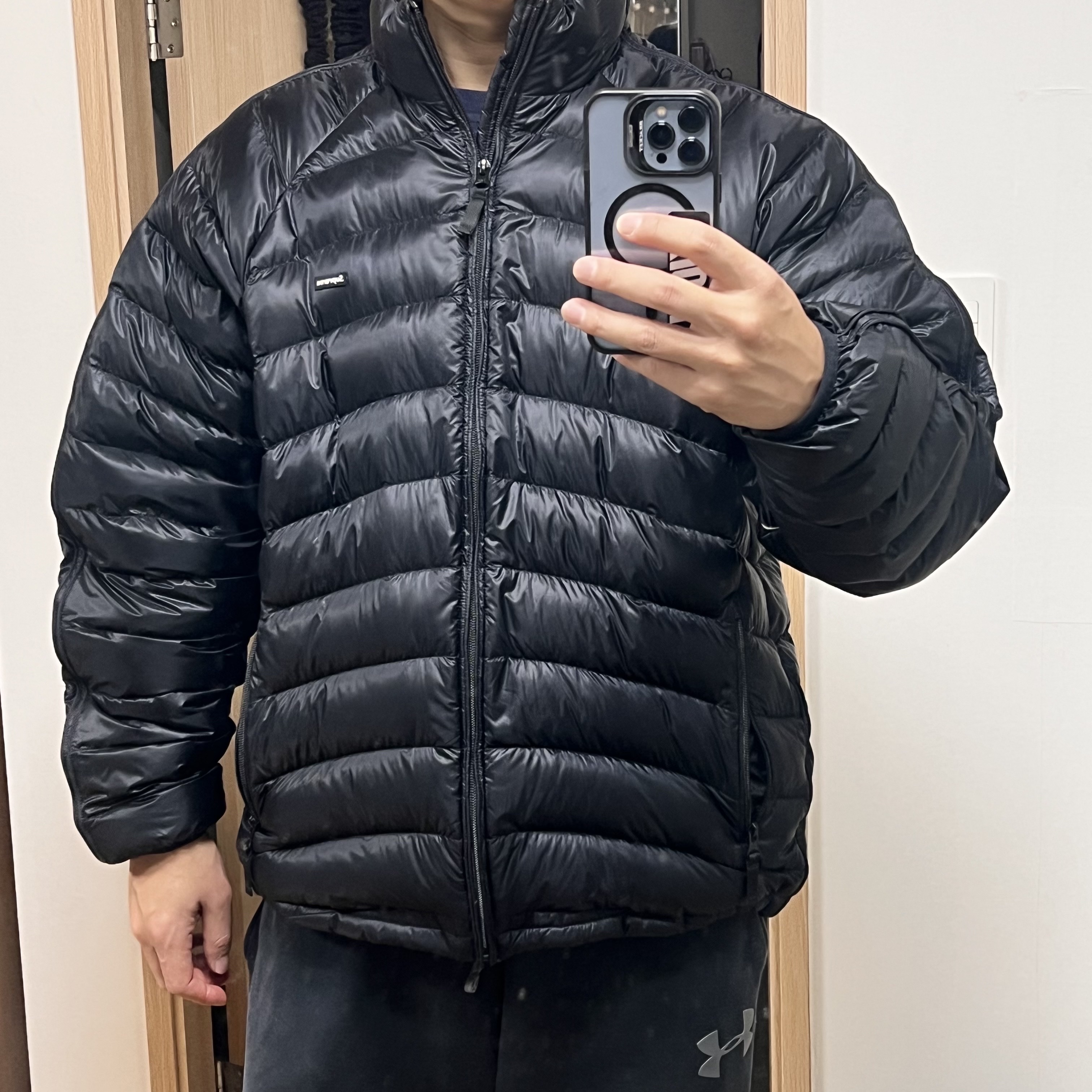 Supreme Micro Down Jacket Black - 24SS 착용 스타일 - 3