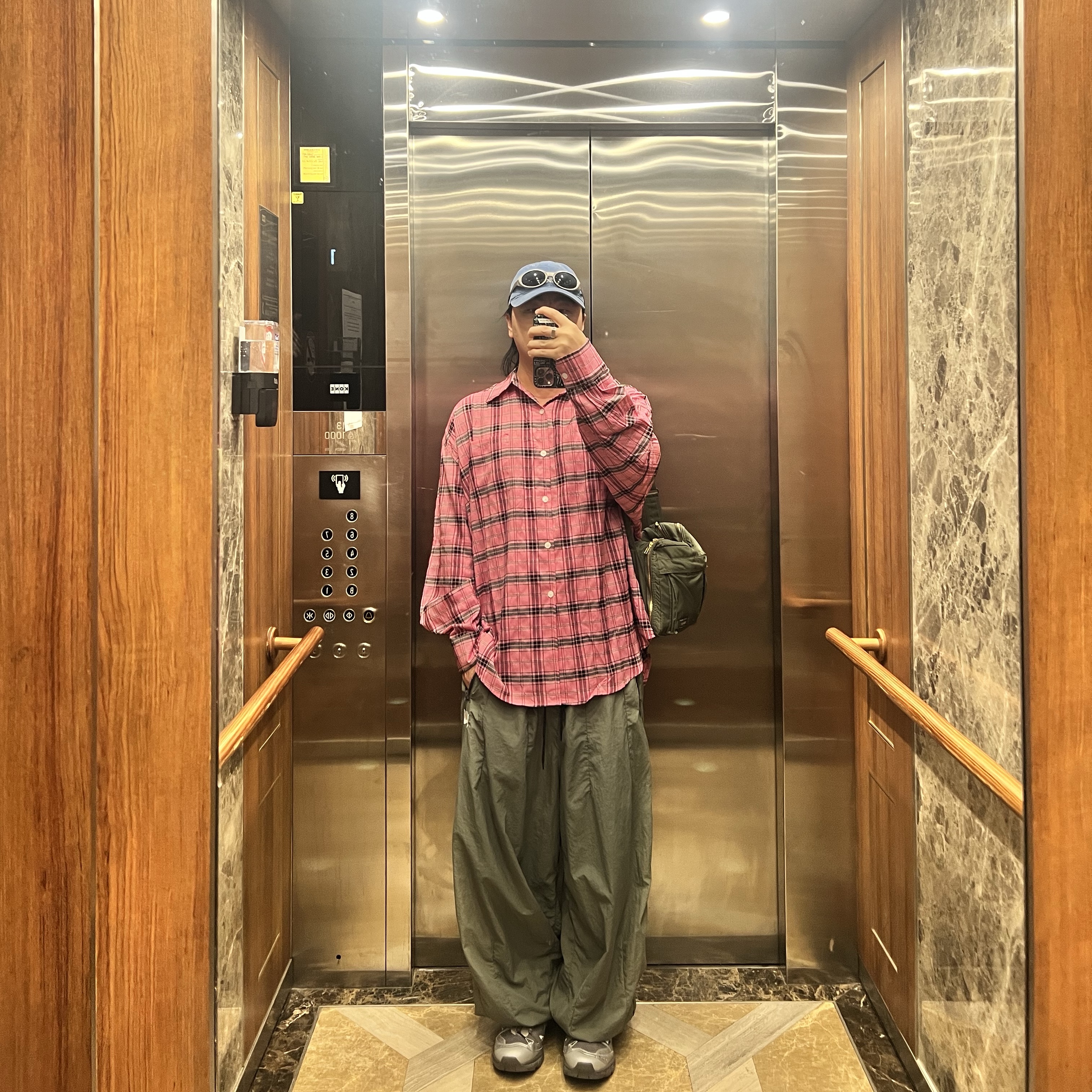 Needles H.D. Track Pants Poly Smooth Olive, Our Legacy Borrowed BD Shirt Cerise Memory Check 착용 스타일