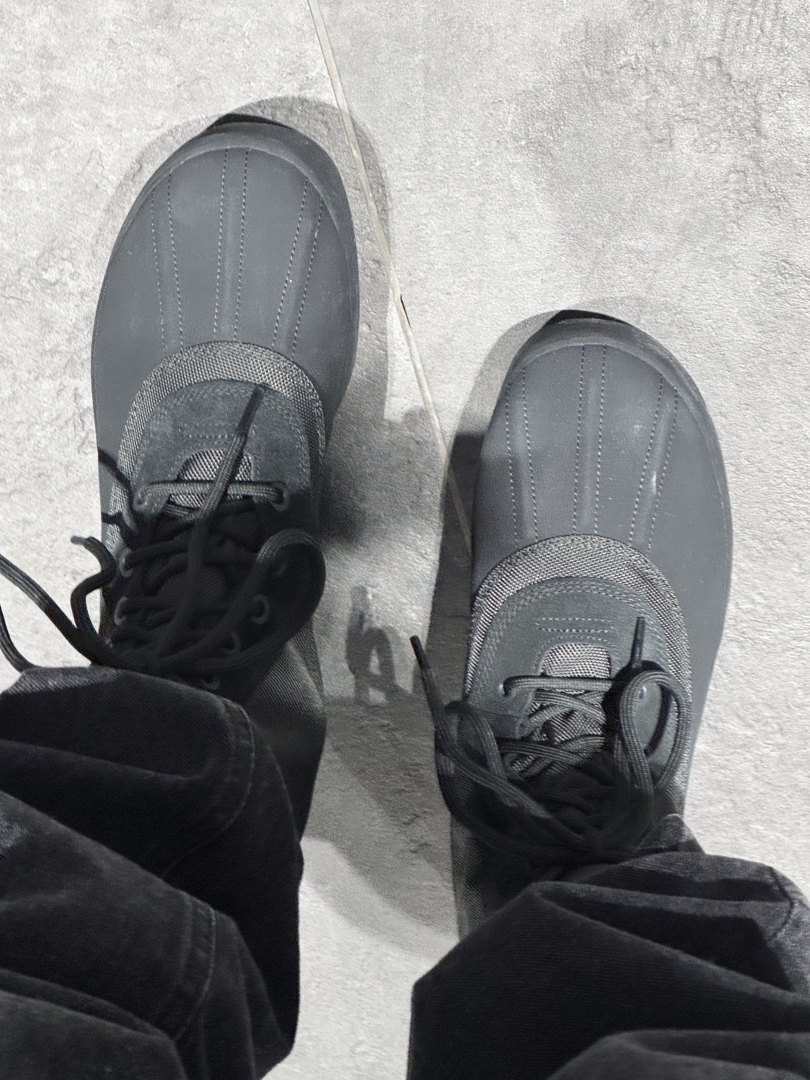 Adidas Yeezy 950 Pirate Black, Palace Unisex Hood Grey Marl - 24FW 착용 스타일 - 3