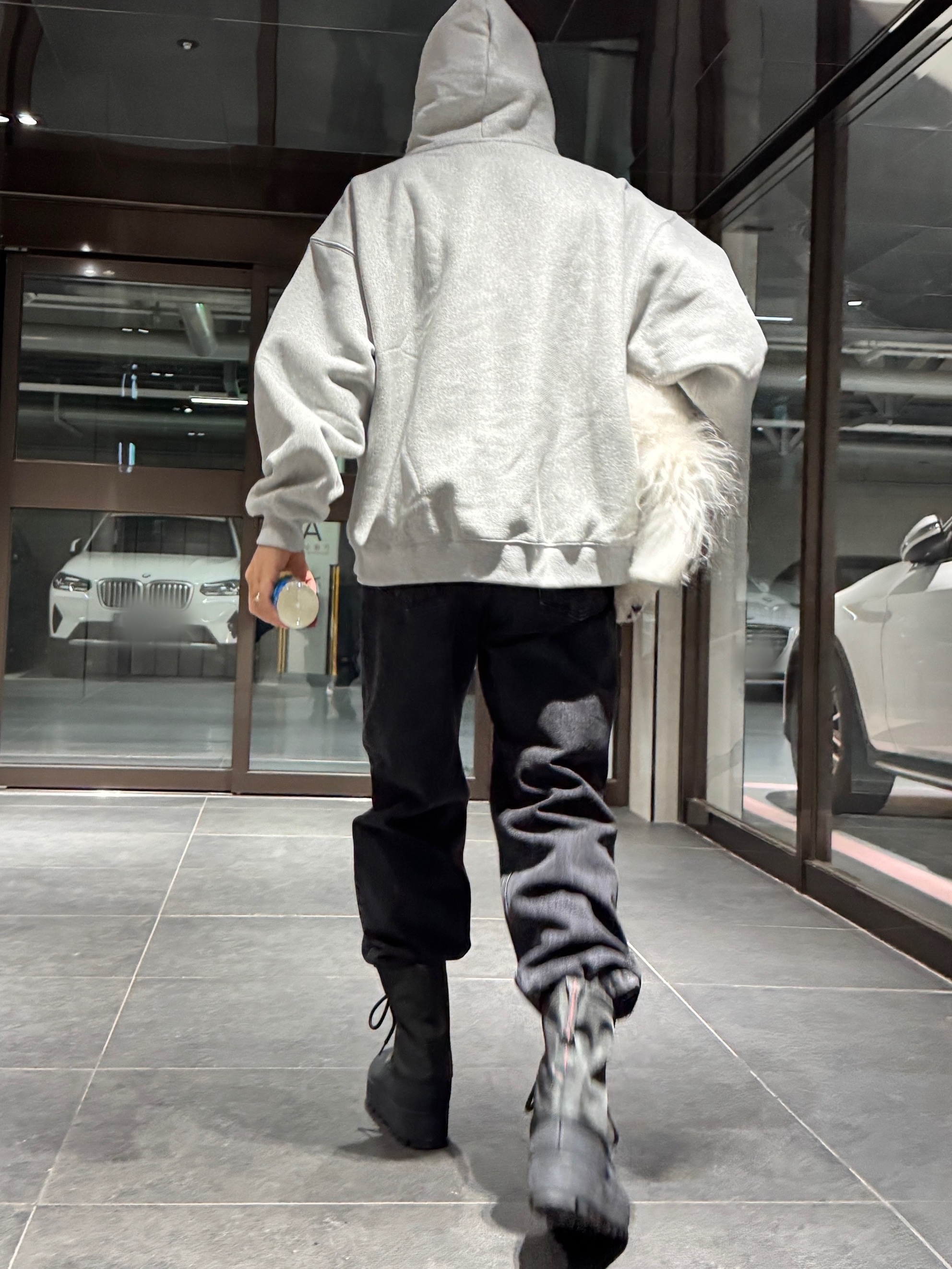 Adidas Yeezy 950 Pirate Black, Palace Unisex Hood Grey Marl - 24FW 착용 스타일 - 2