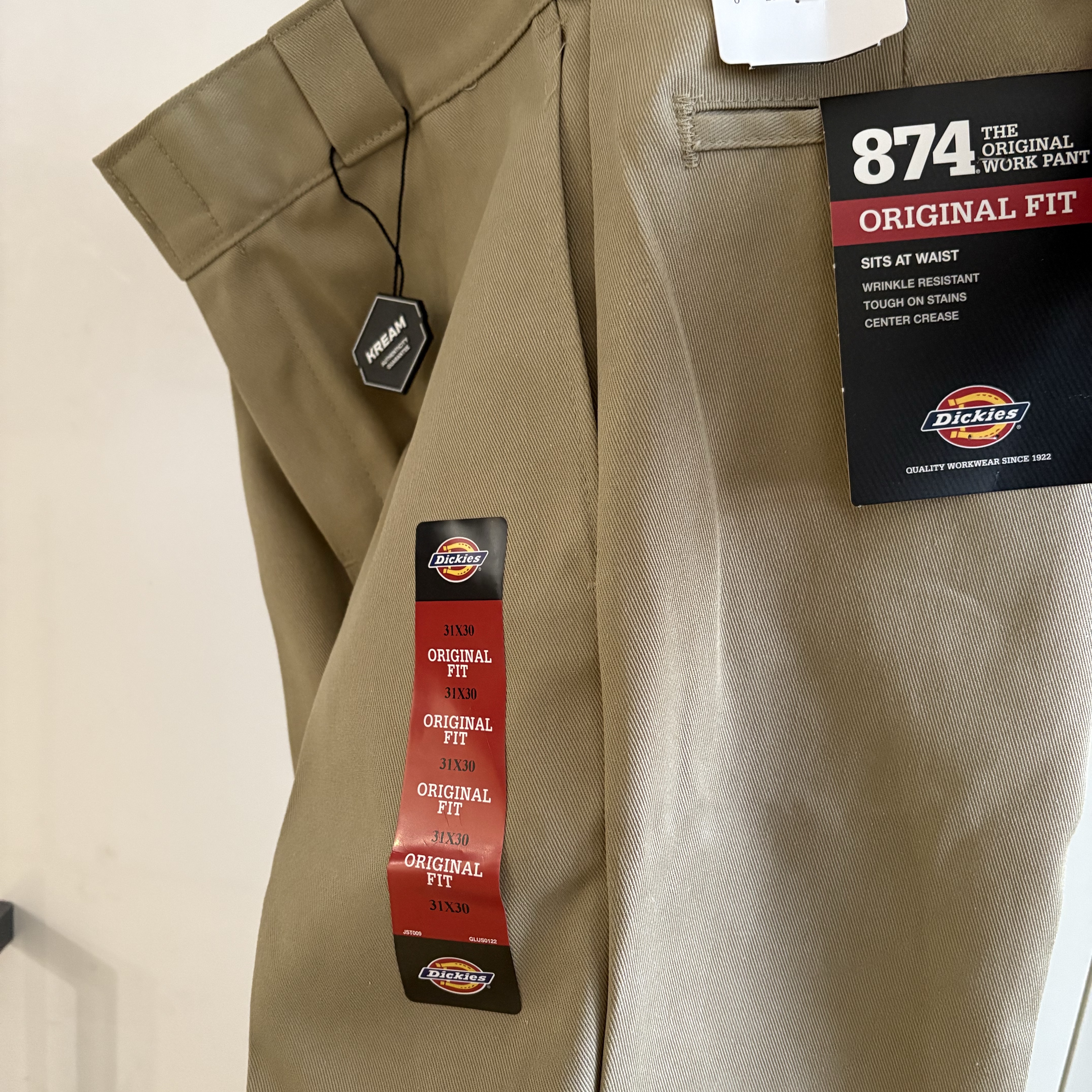 Dickies Original 874 Work Pant Khaki 착용 스타일