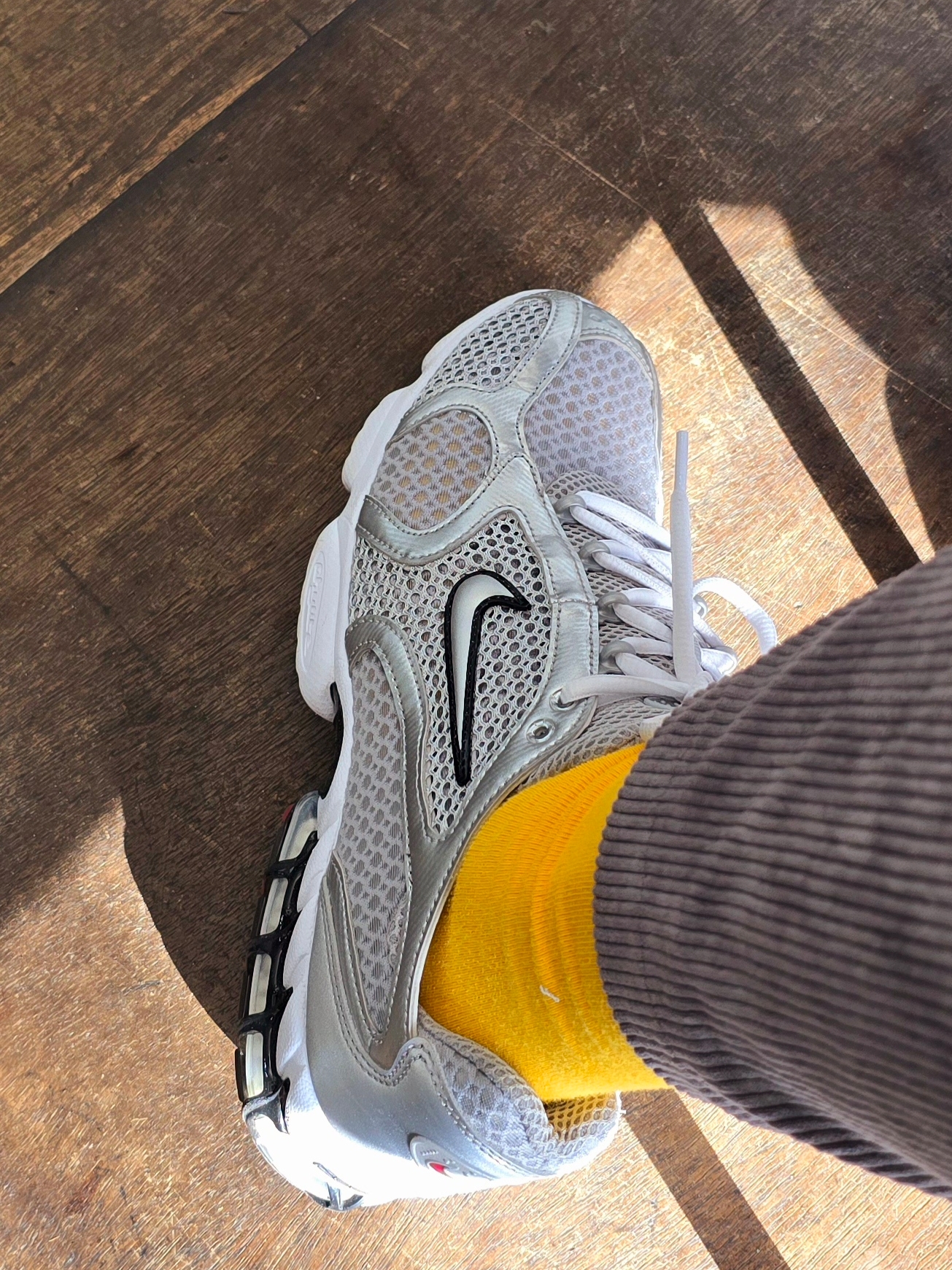 Nike Air Zoom Spiridon Cage 2 Metallic Silver 착용 스타일