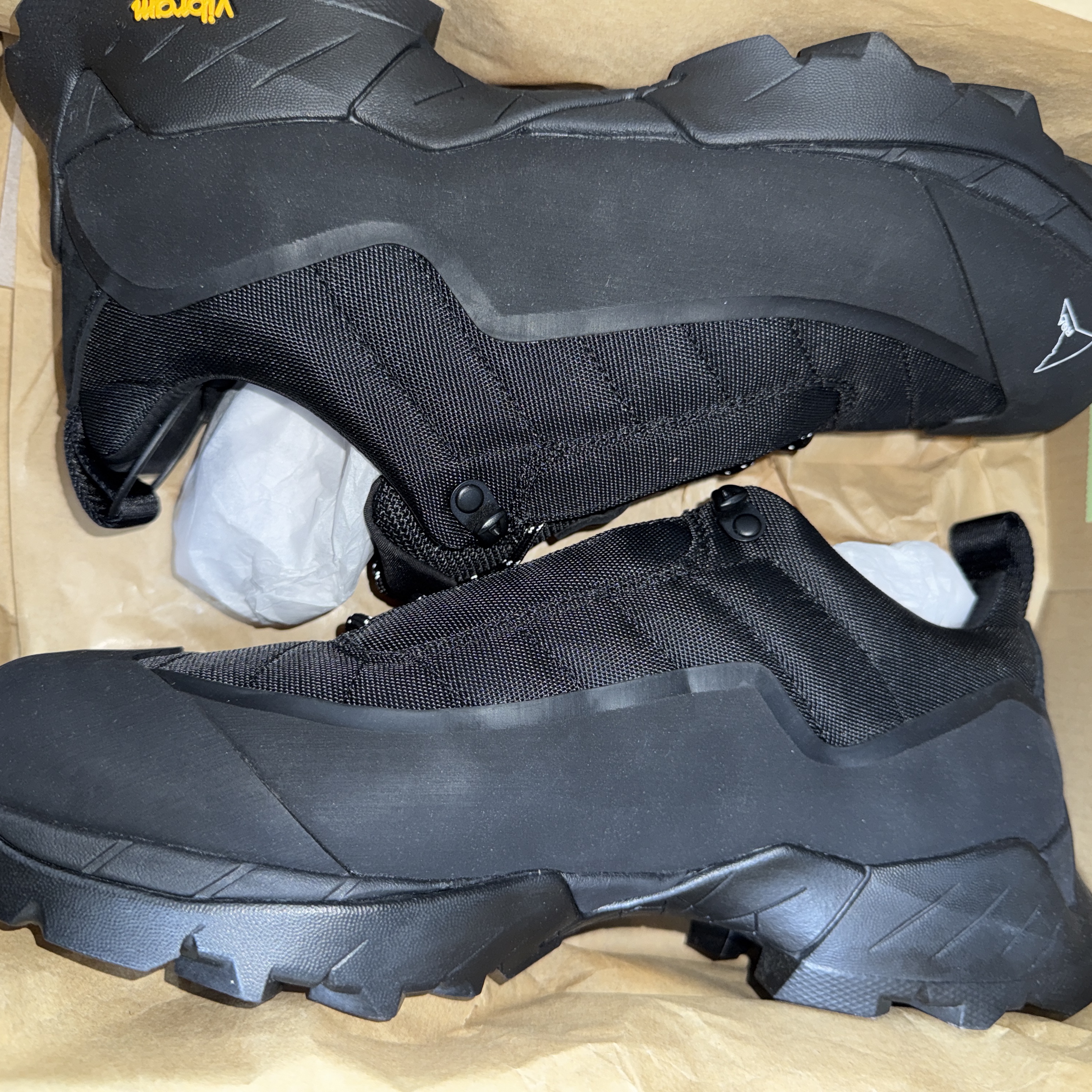 Roa Hiking Katharina Black 착용 스타일