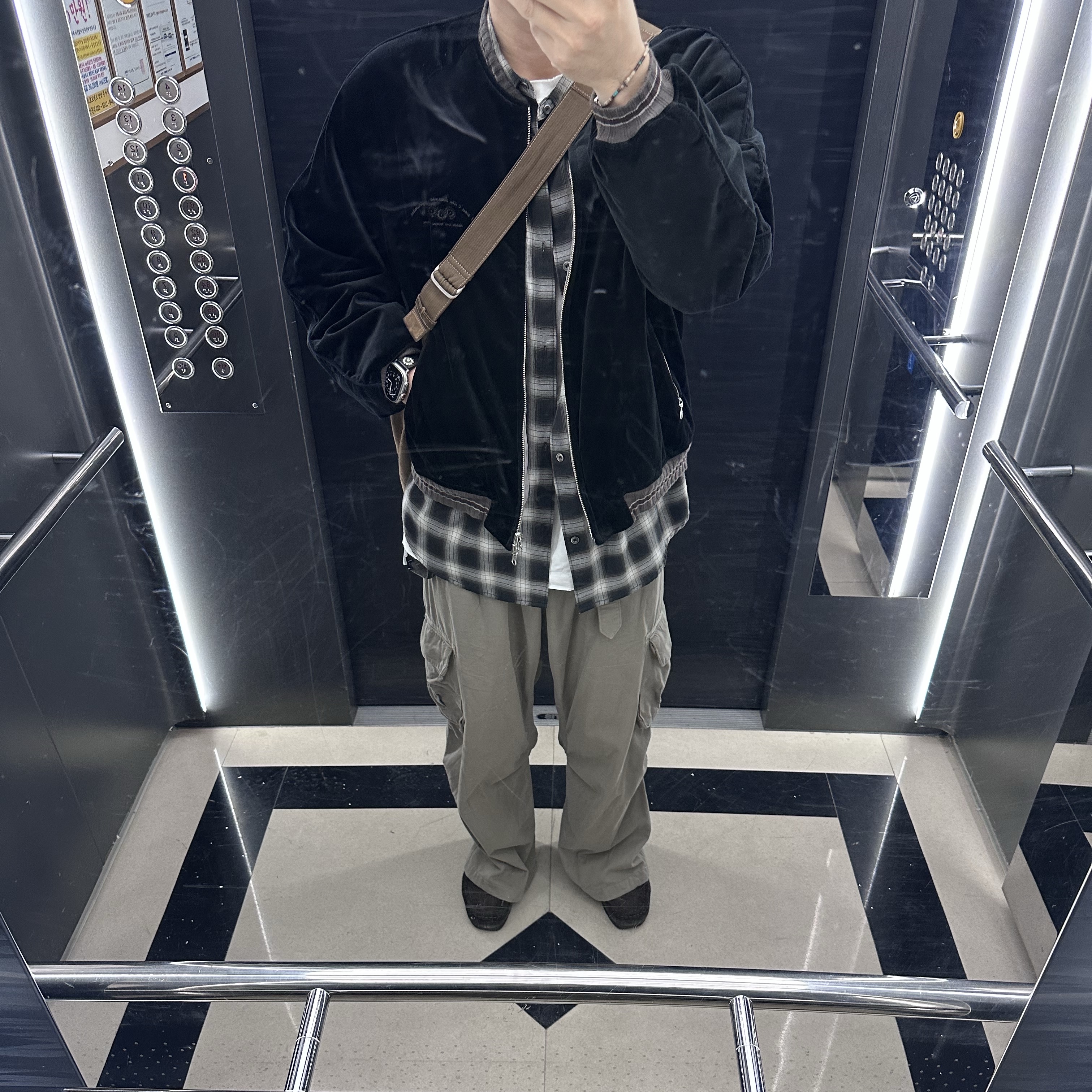 Polyteru Belted Cargo Pants 1.2v Olive Gray, [프리오더] Polyteru Wallabee Shoes Star Dark brown 착용 스타일