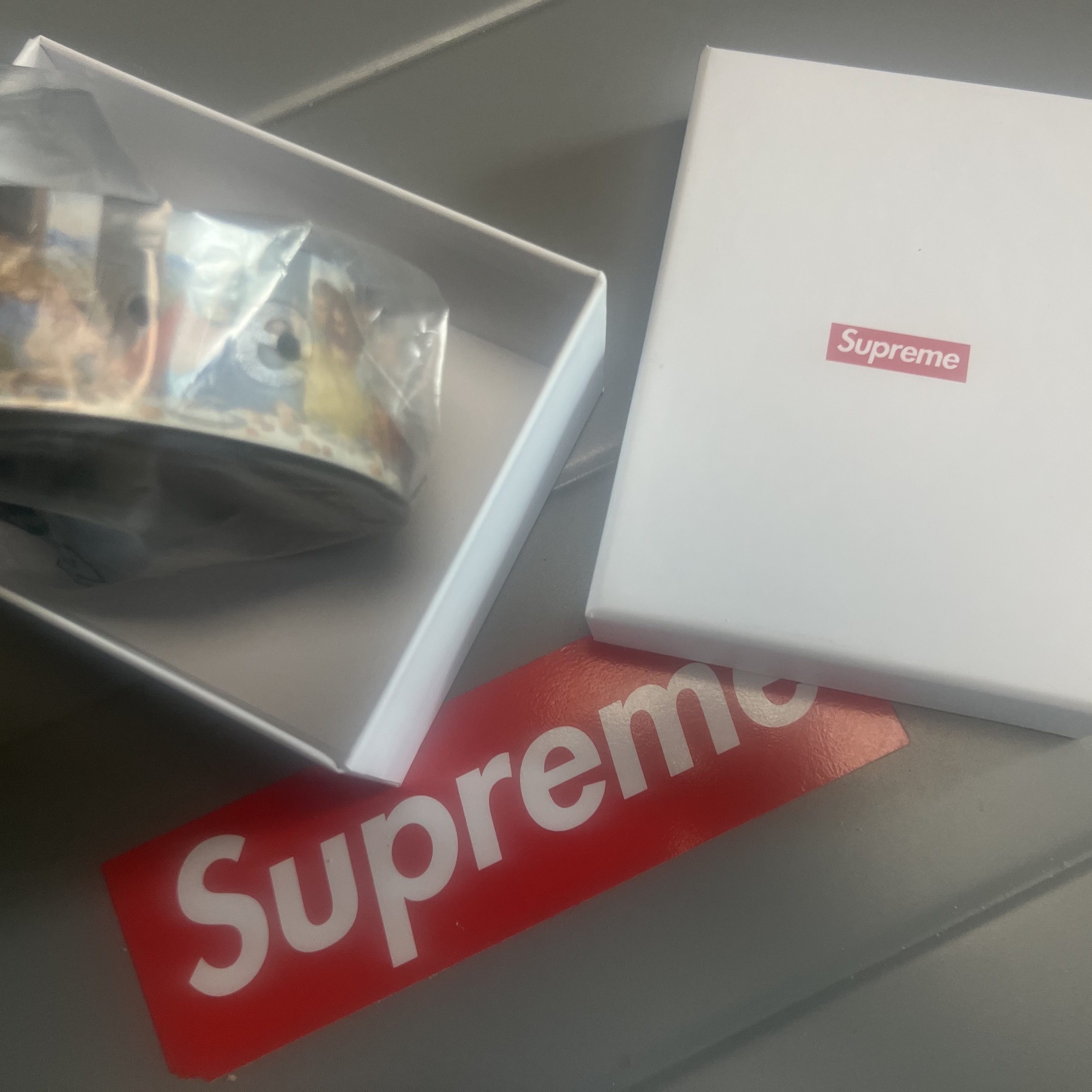 Supreme Last Supper Leather Belt Multicolor - 25SS 착용 스타일