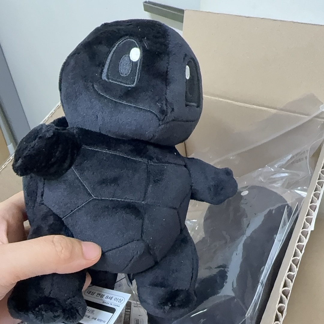 Fragment x Pokemon INN Thunderbolt Project TBP Plush Zenigame M Black 착용 스타일