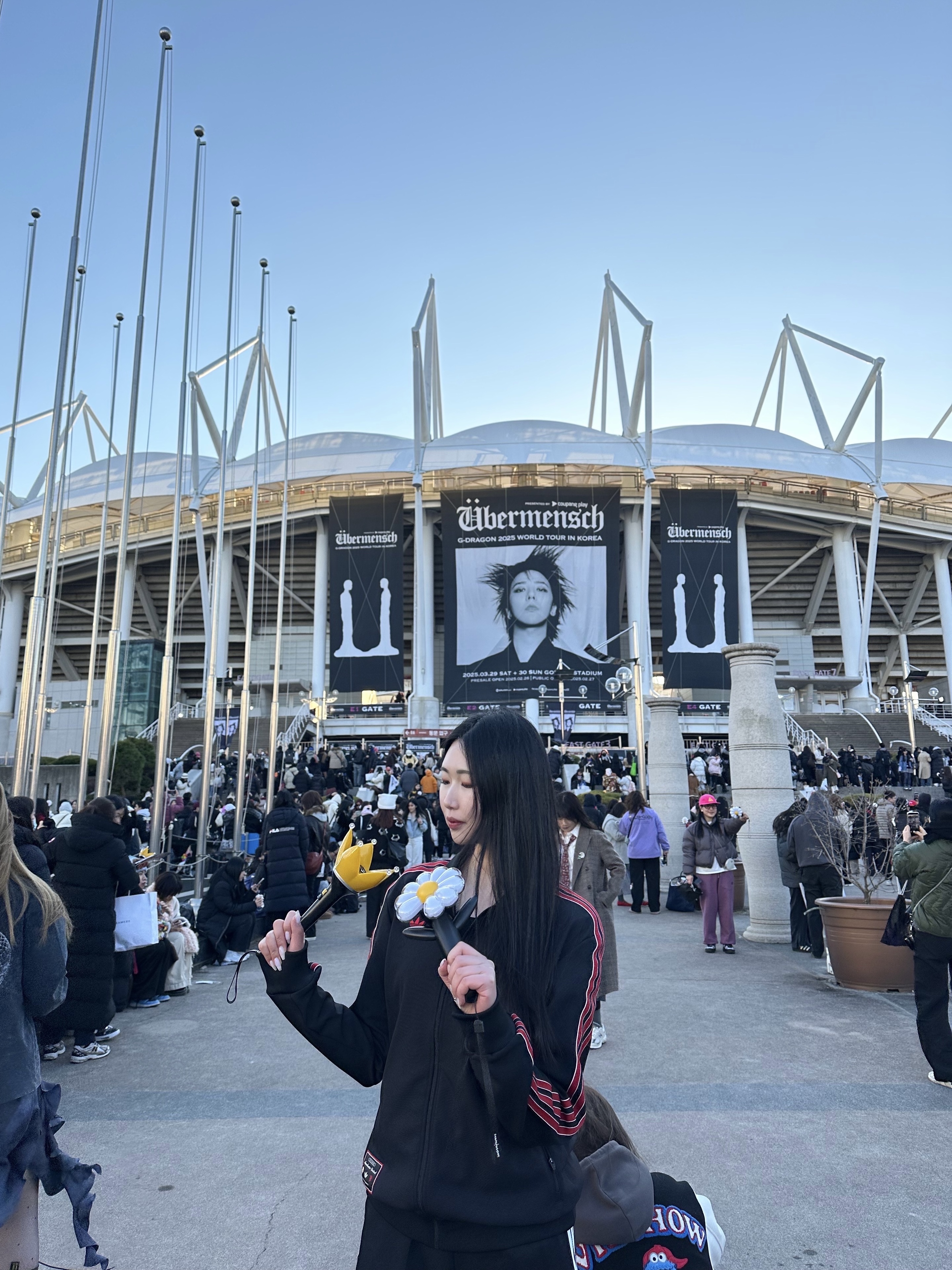 Adidas Manchester United Terrace Icon Track Top Black - KR Sizing, Bigbang Official Light Stick Ver.4 Black 2025 착용 스타일 - 1