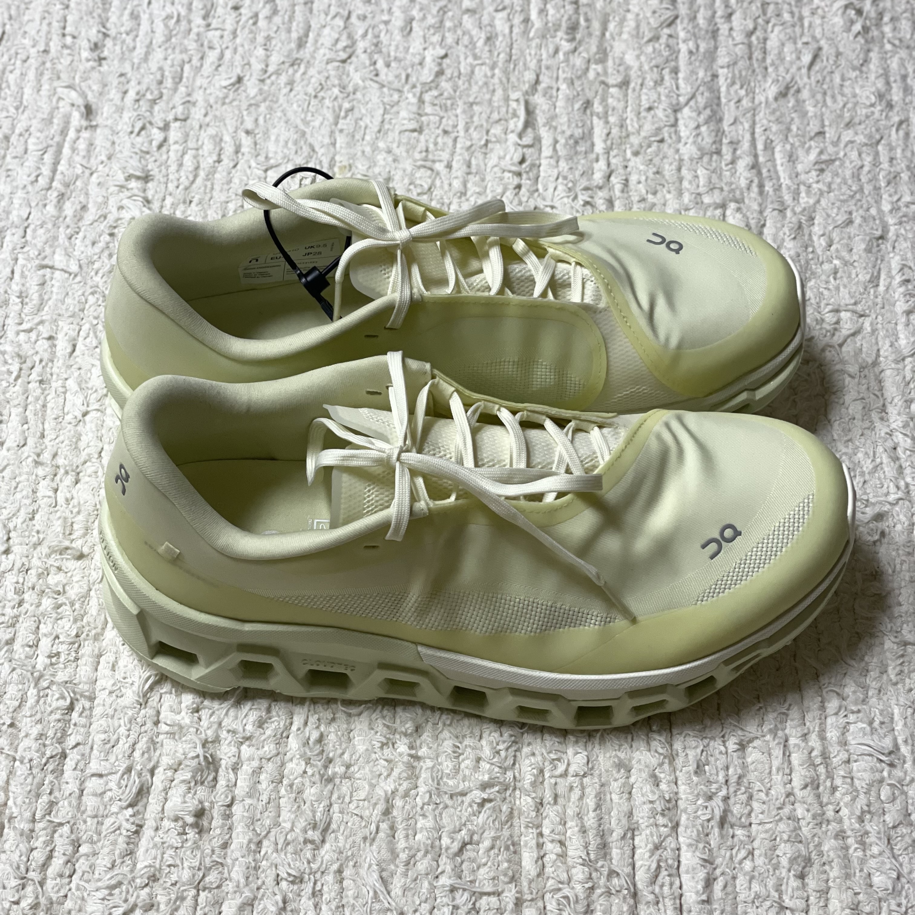 On Running x Post Archive Faction (Paf) Cloudmonster 2 Seedling White 착용 스타일 - 2