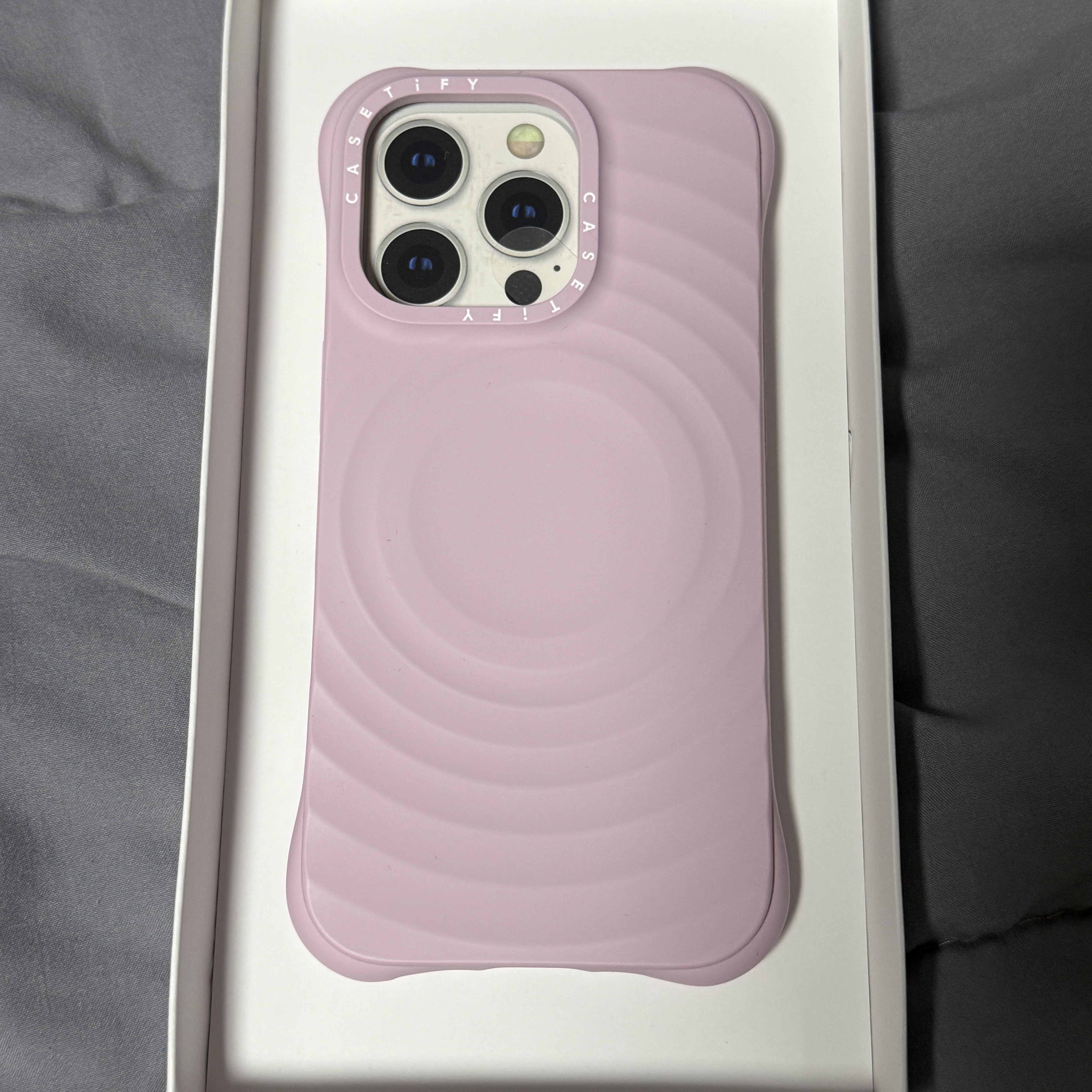 Casetify iPhone Magsafe Ripple Case Primrose Pink 착용 스타일
