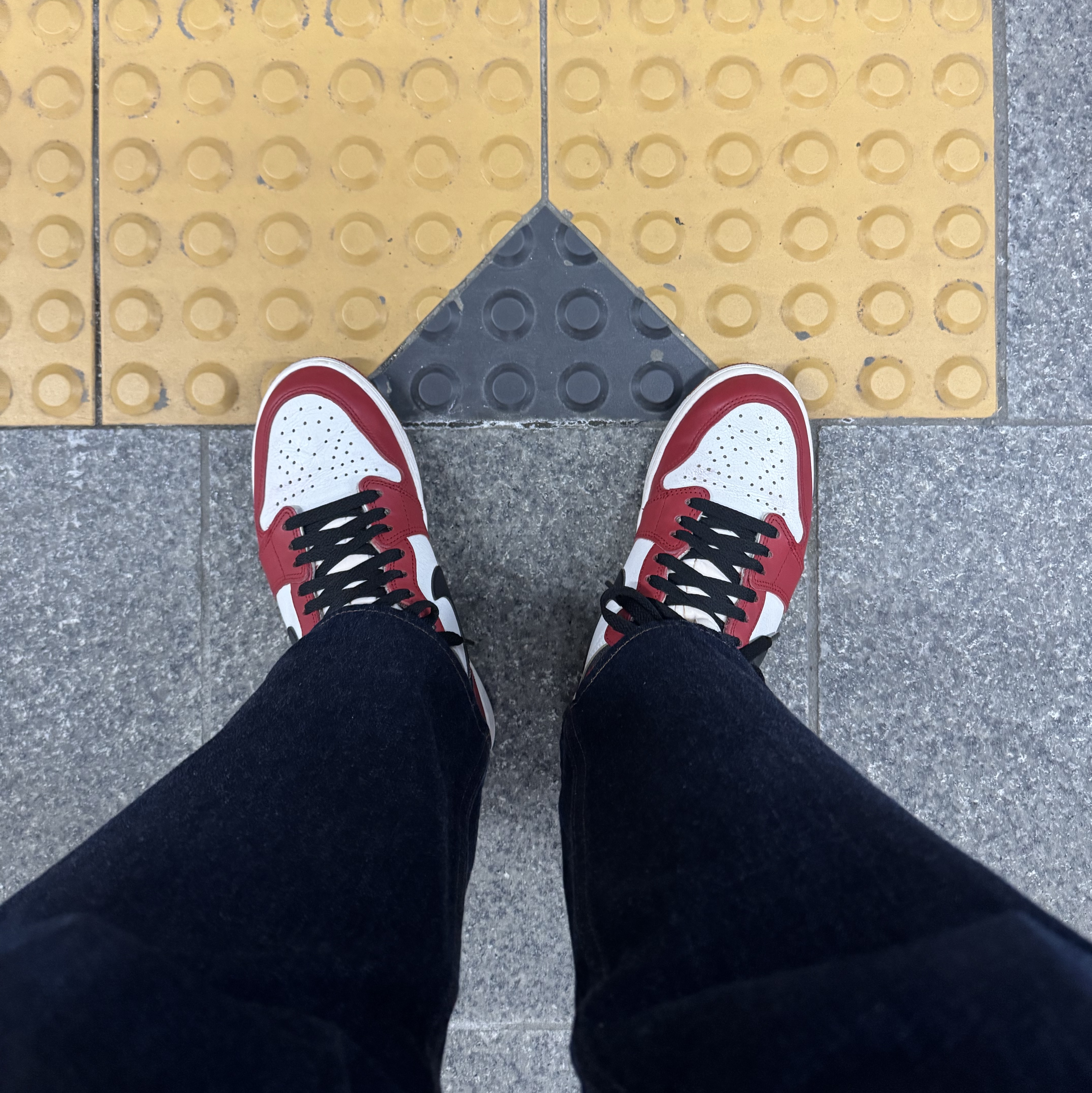Jordan 1 Retro High OG Chicago 2022 착용 스타일