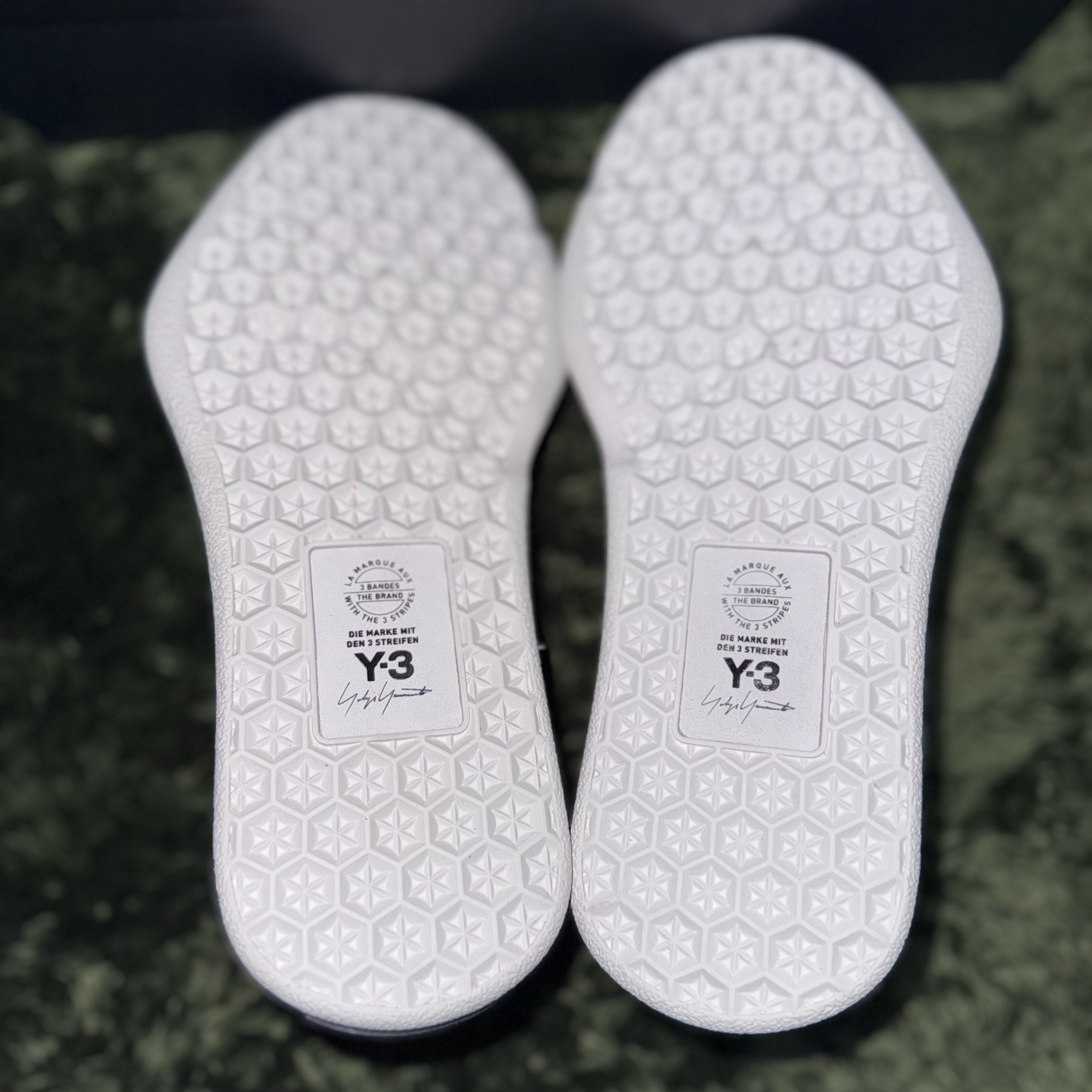 Y-3 Tangutsu White 착용 스타일 - 5