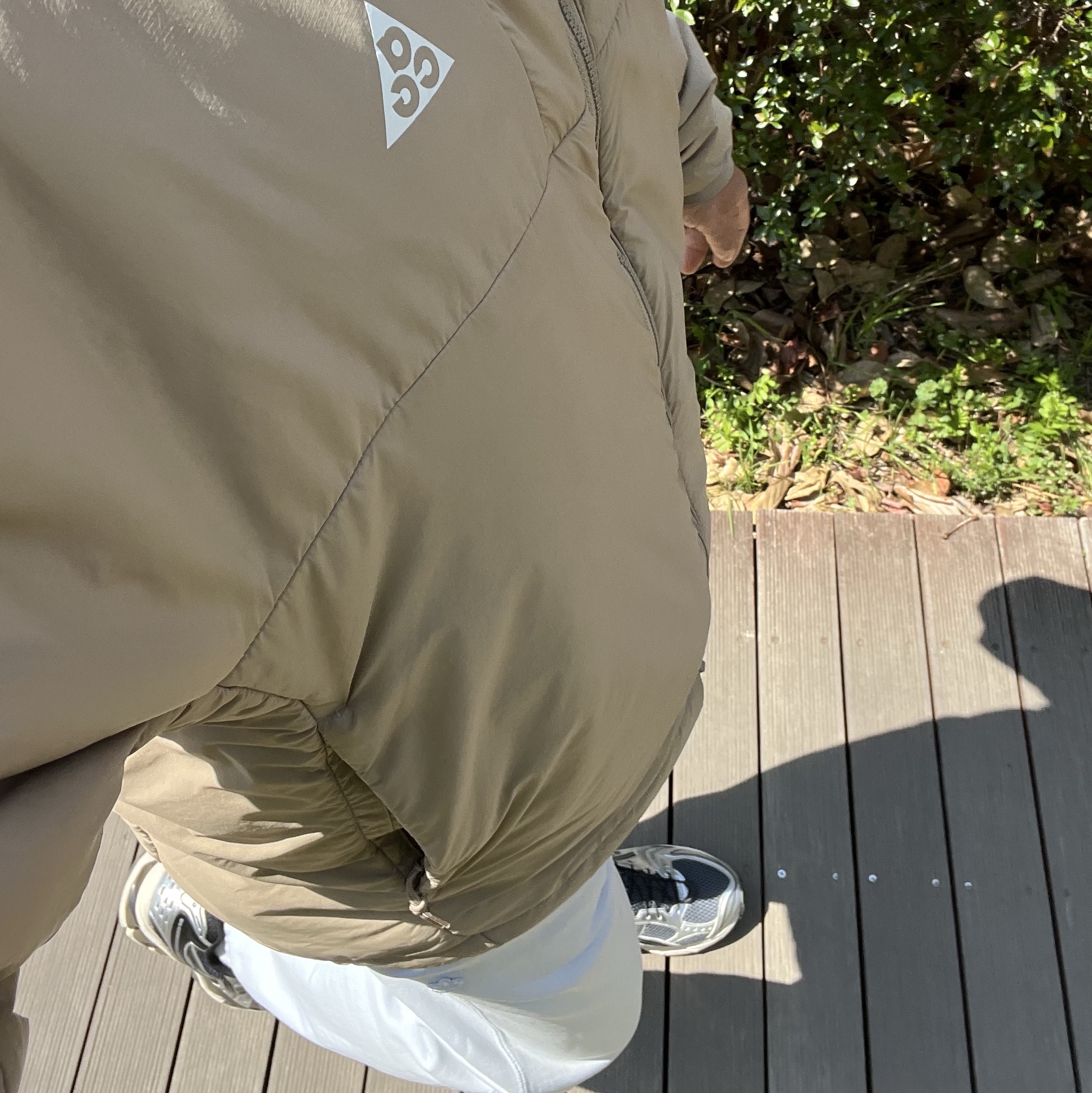 Asics Unlimited Gel-Kayano 14 Carrier Grey Black, Nike ACG Therma-Fit ADV Rope De Dope Jacket Light Iron Ore - Asia 착용 스타일