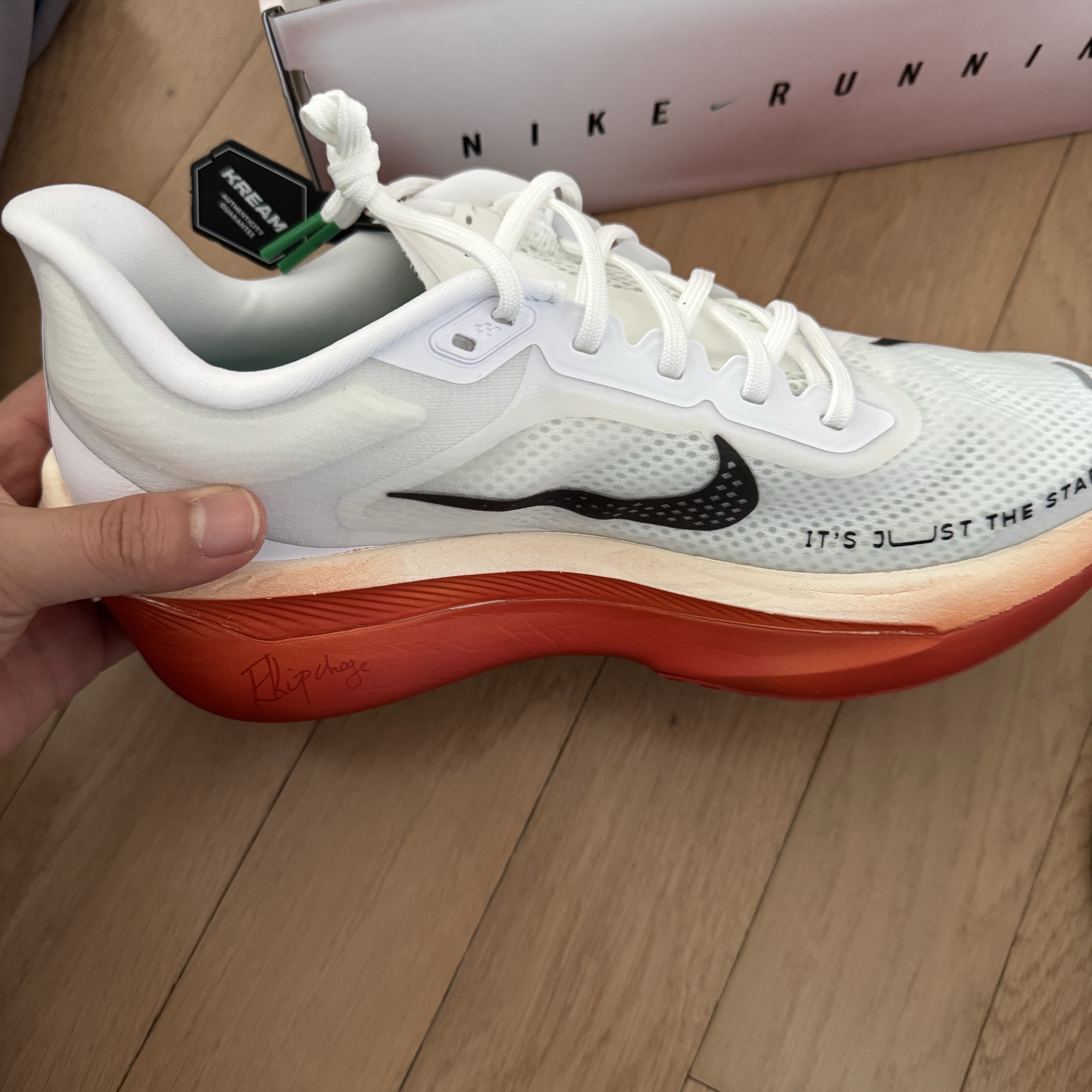 Nike Zoom Fly 6 Eliud Kipchoge 착용 스타일 - 2