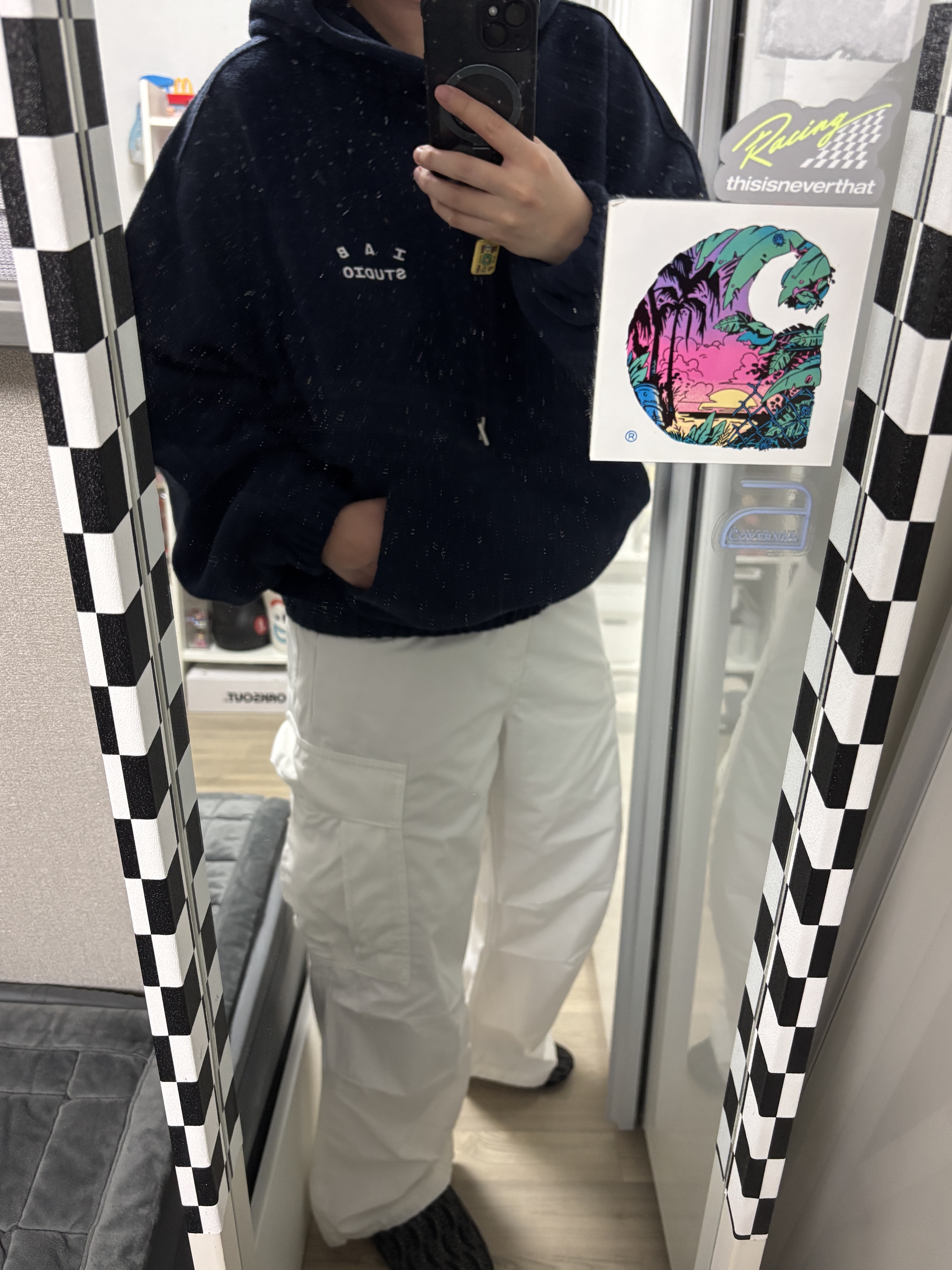 IAB Studio Herringbone Hoodie Navy White 착용 스타일 - 1