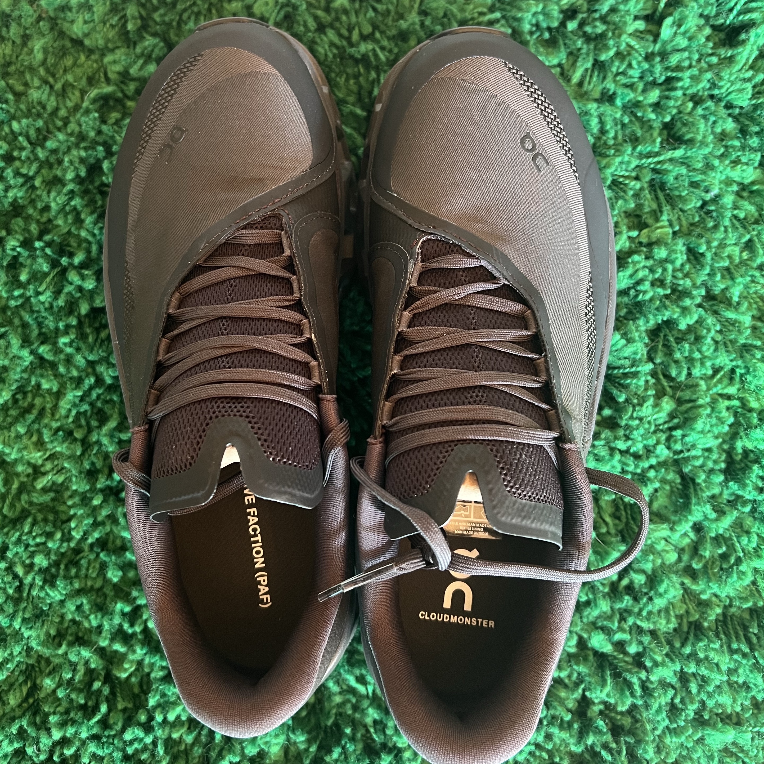 On Running x Post Archive Faction (Paf) Cloudmonster 2 Thorn Brown 착용 스타일