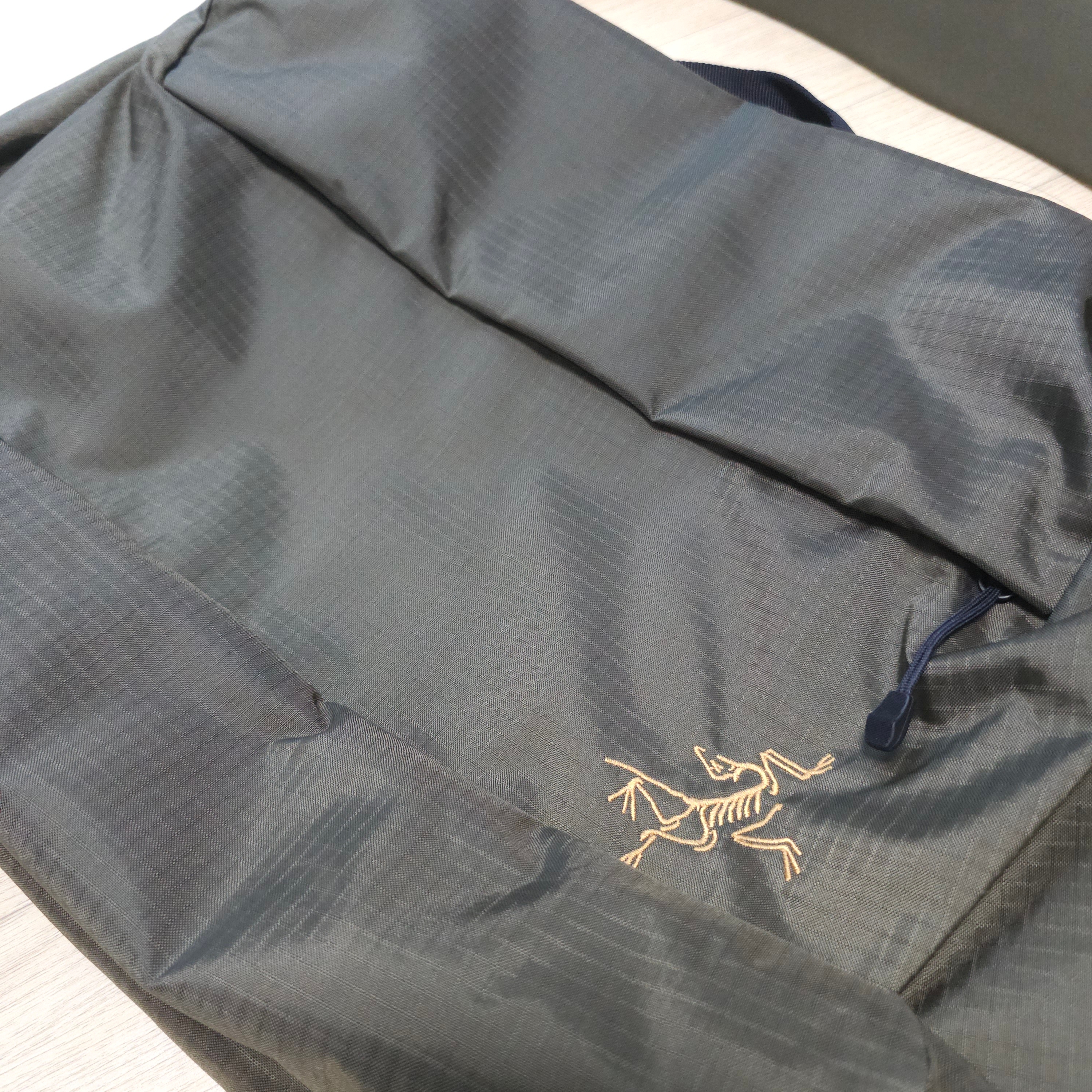 Arc'teryx Ion Gear Organizer Tatsu 착용 스타일 - 1