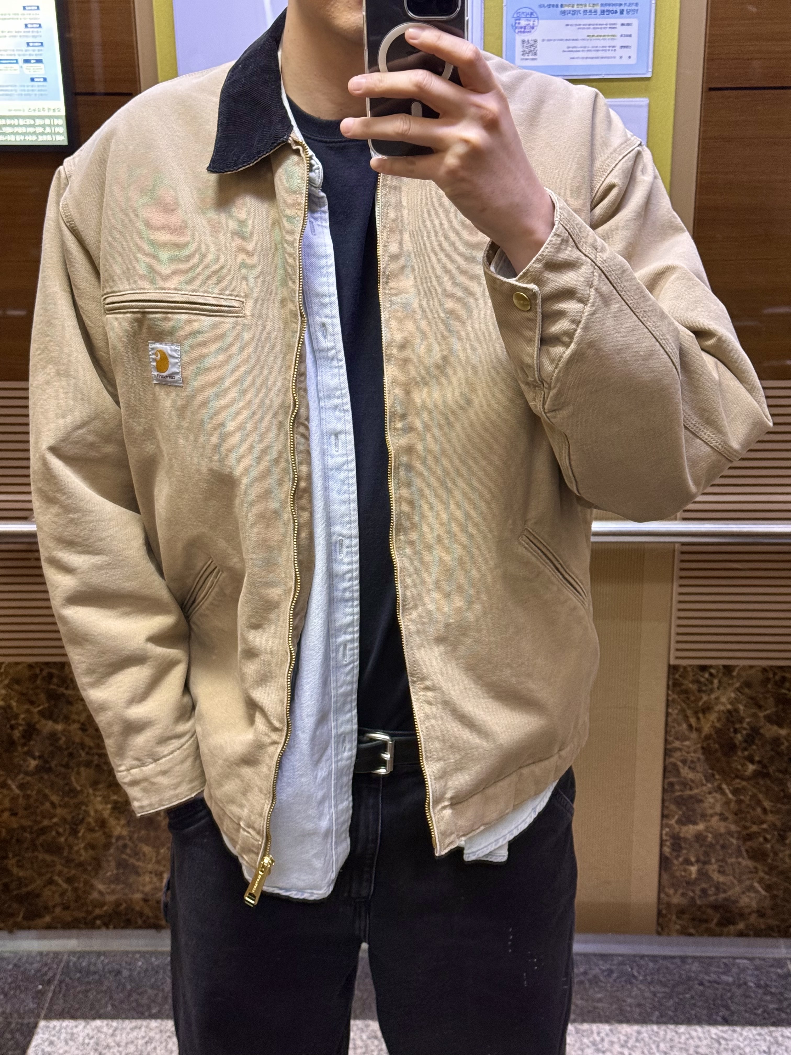 Carhartt WIP Organic Cotton Dearborn Canvas OG Detroit Jacket Peanut Aged Canvas - Winter, Carhartt WIP Smith Denim Single Knee Pants Black Stone Washed 착용 스타일