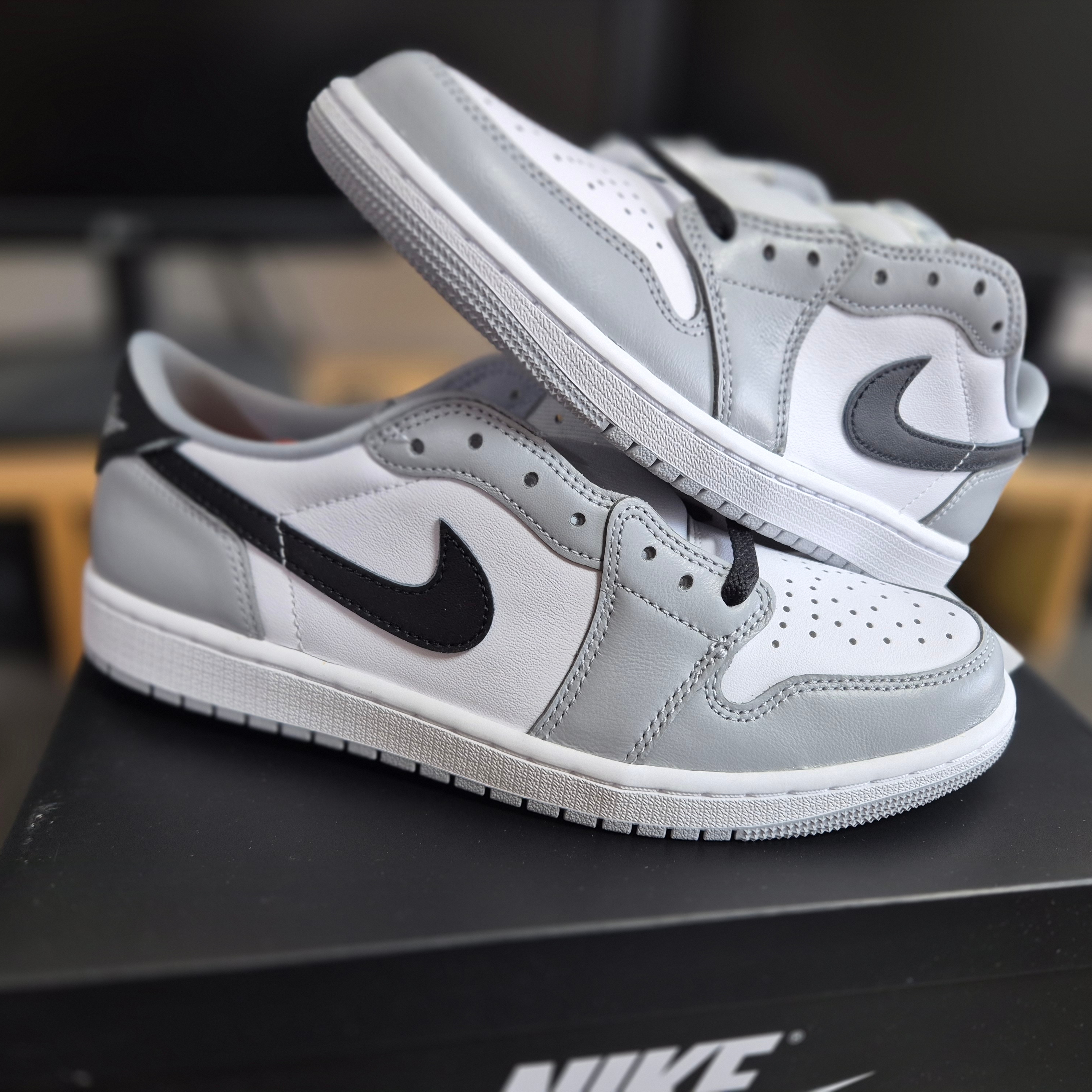 Jordan 1 Retro Low OG Wolf Grey and White 착용 스타일