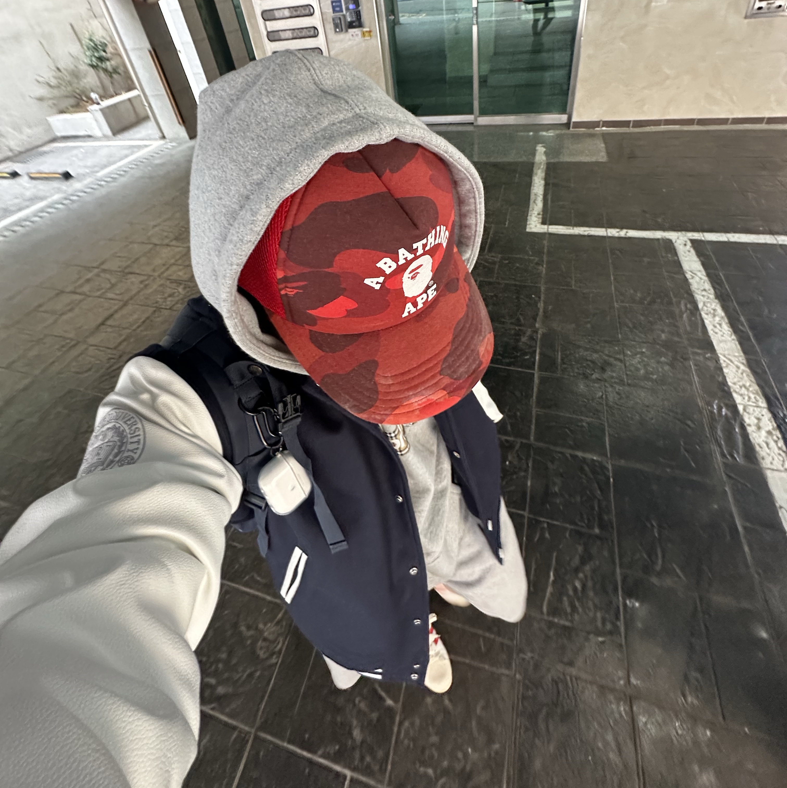 BAPE Color Camo College Mesh Cap Red, Supreme x Burberry Box Logo Hooded Sweatshirt Heather Grey - 22SS 착용 스타일
