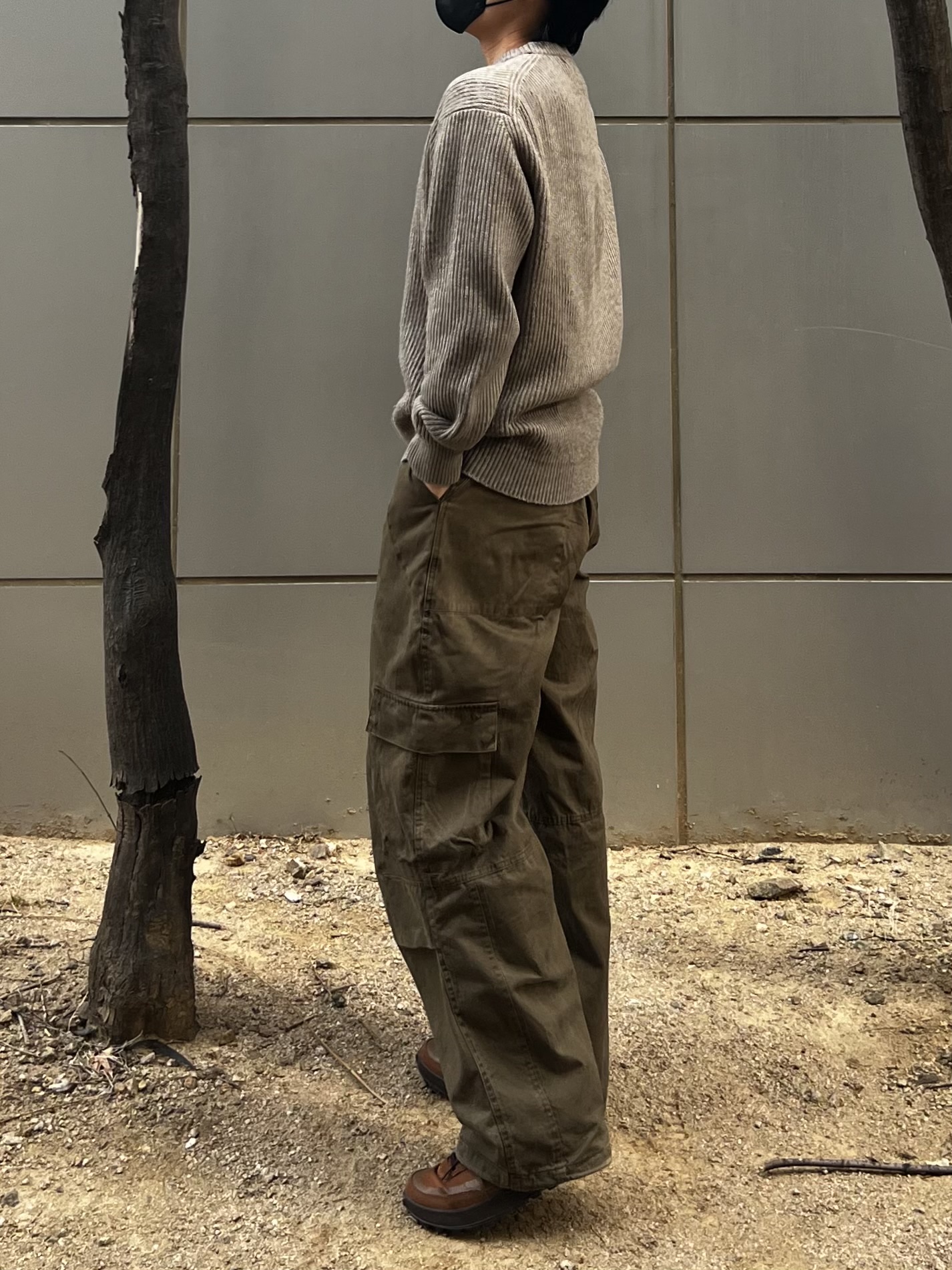 noun Washed Cargo Pants Khaki 착용 스타일 - 1