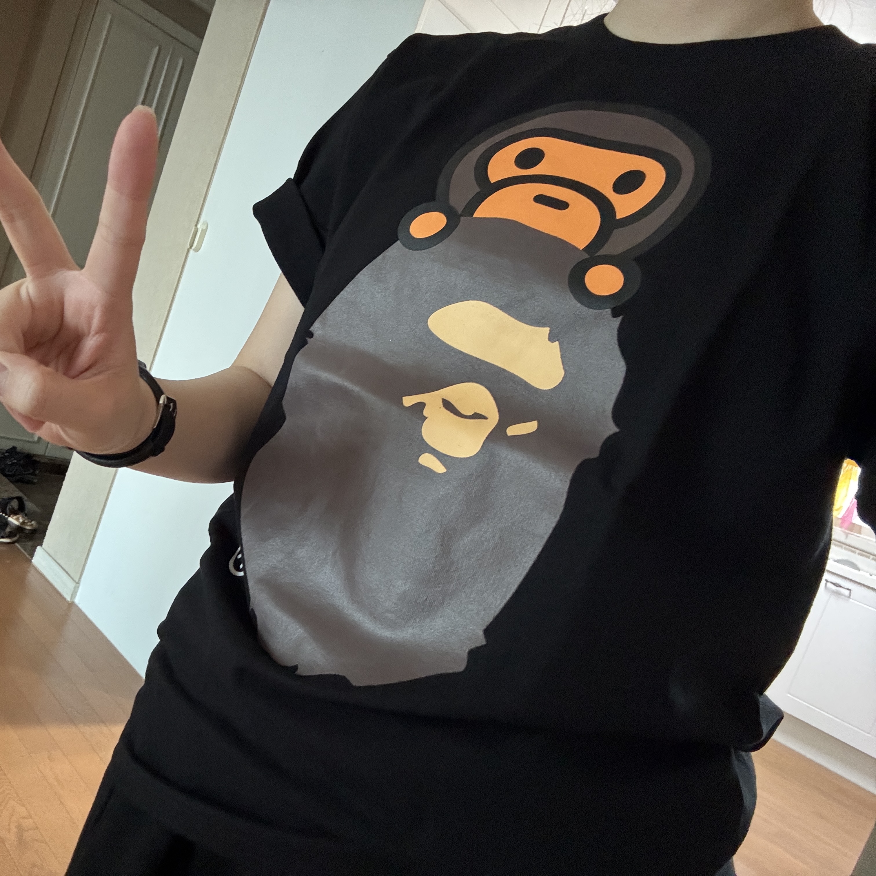 BAPE Milo on Ape Head T-Shirt Black 착용 스타일