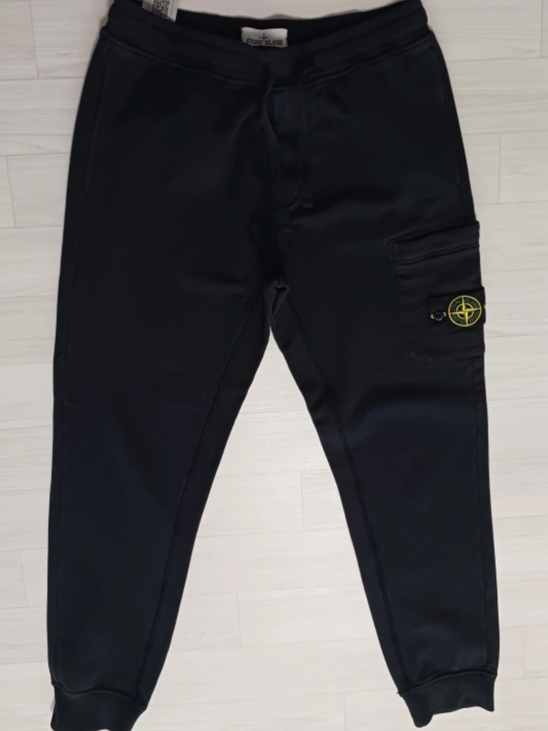 Stone Island 64551 Cotton Fleece Cargo Pants Black - 22SS 착용 스타일