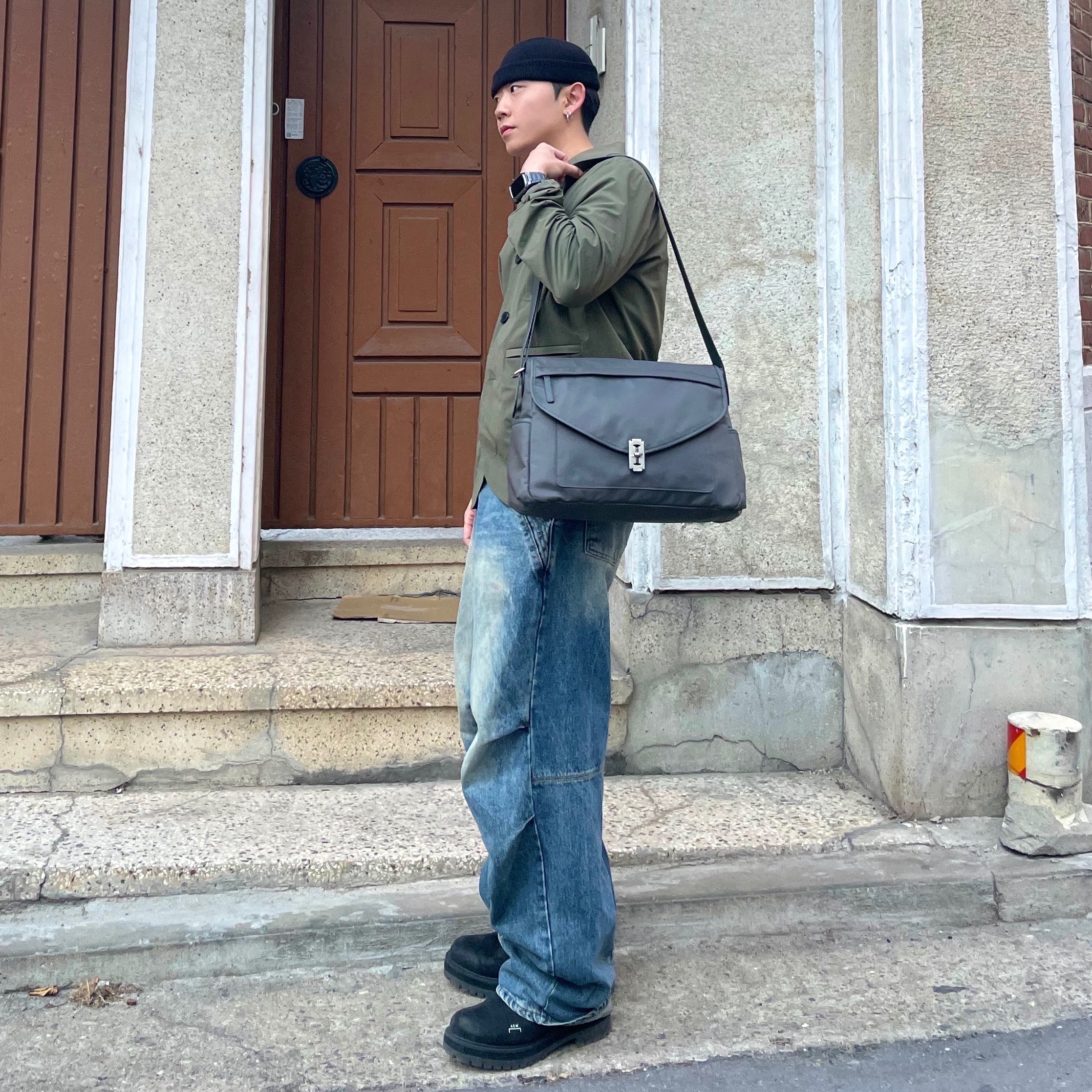 Timberland x A-Cold-Wall 6 Inch Side-Zip Boot Jet Black - Wide 착용 스타일 - 1