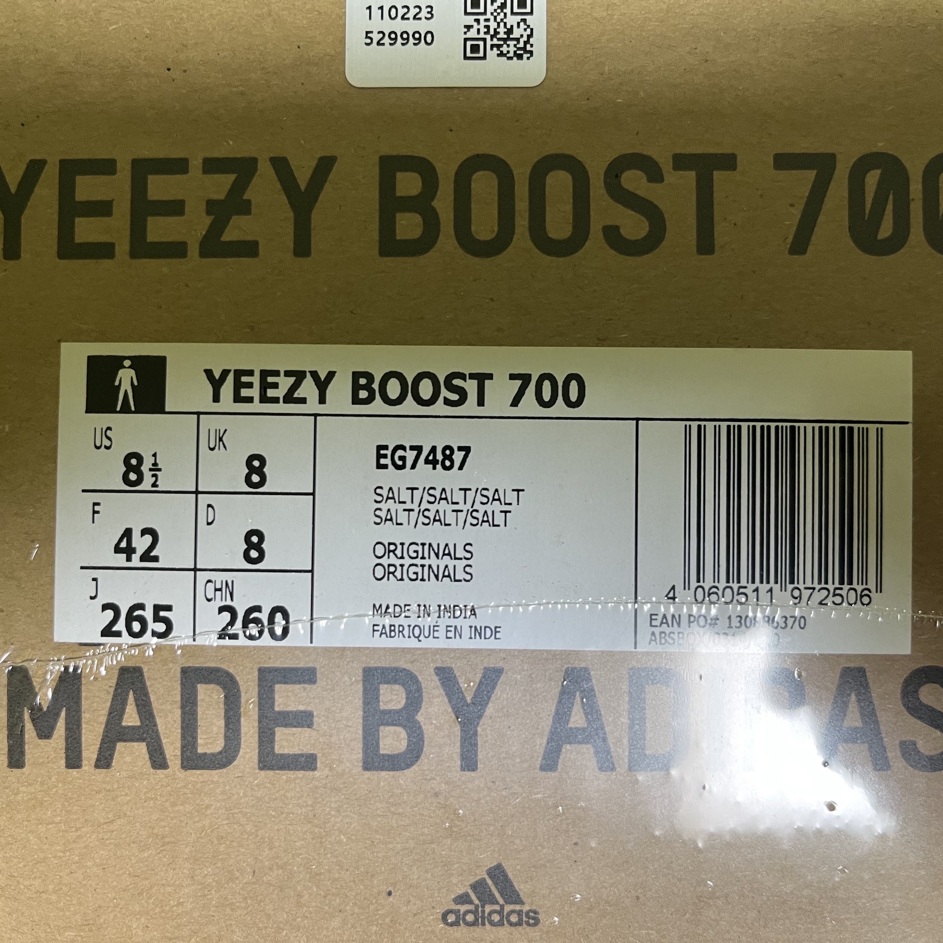 Adidas Yeezy Boost 700 Salt 2023 착용 스타일 - 1