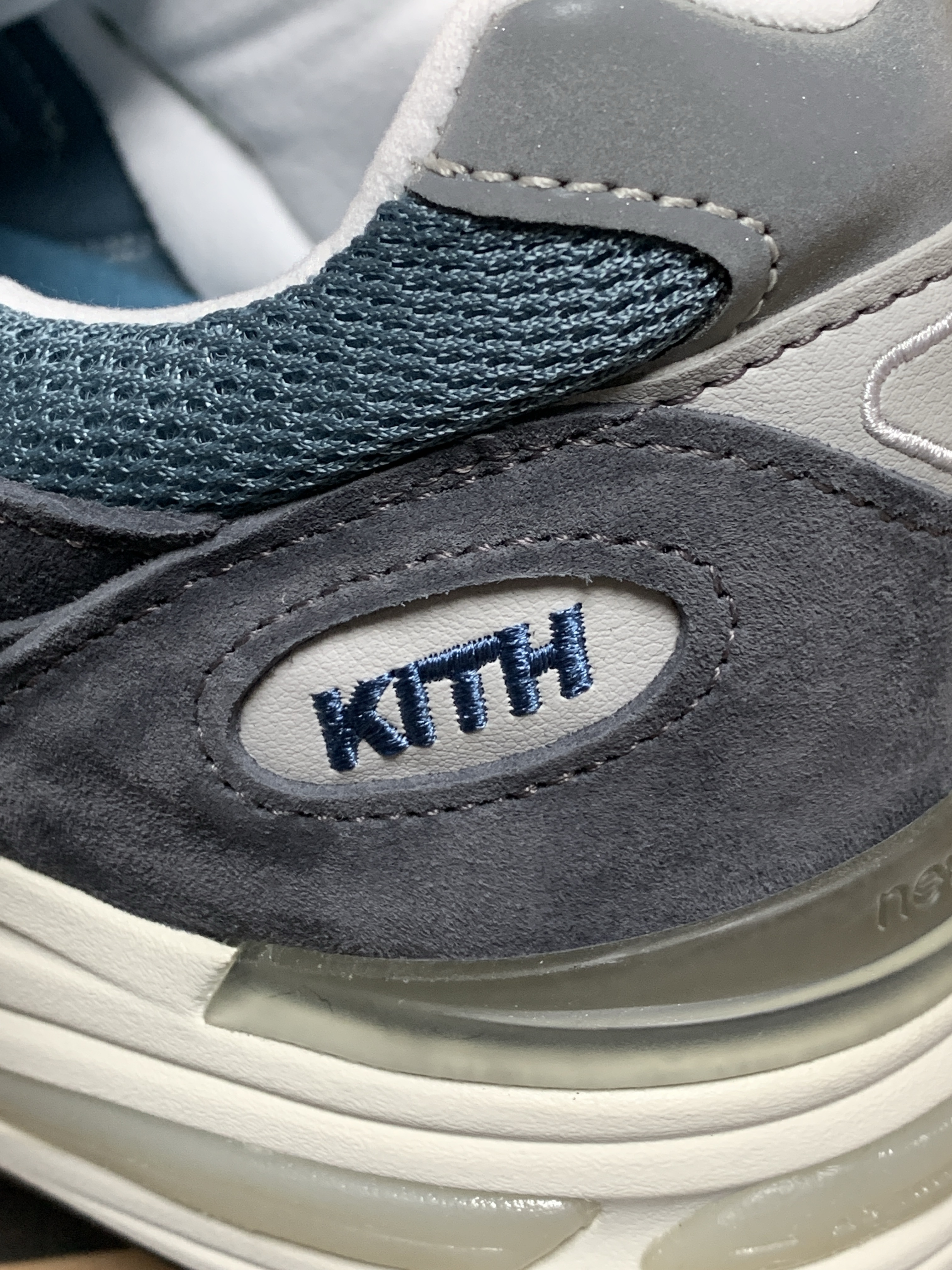 New Balance x Kith 991v2 Made in UK Steel Blue Grey 착용 스타일 - 4