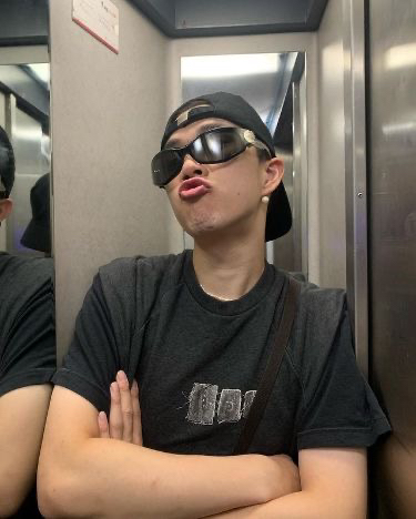 KREAM 프로필 이미지