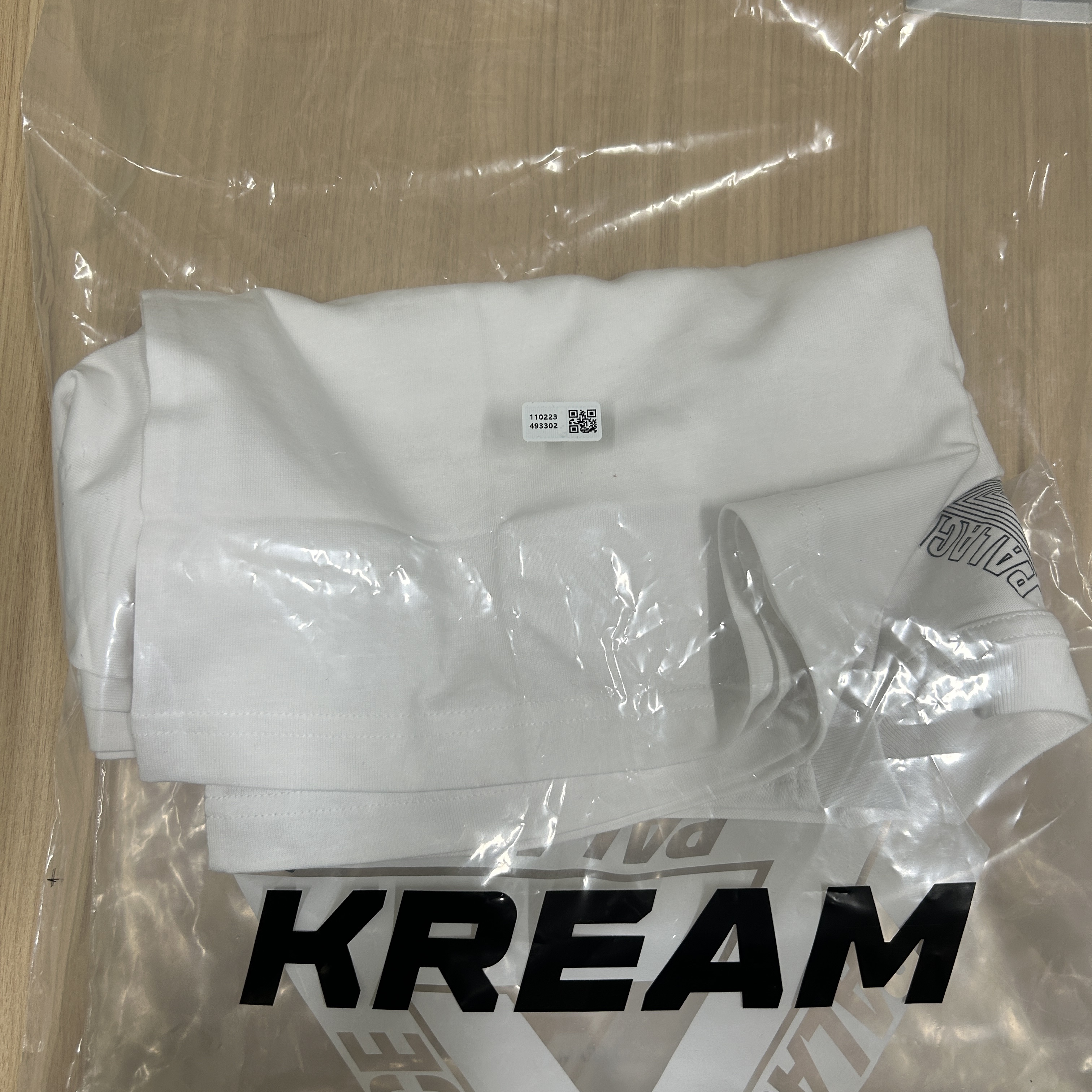 Palace Tri-OG T-Shirt White - 24SS 착용 스타일 - 1