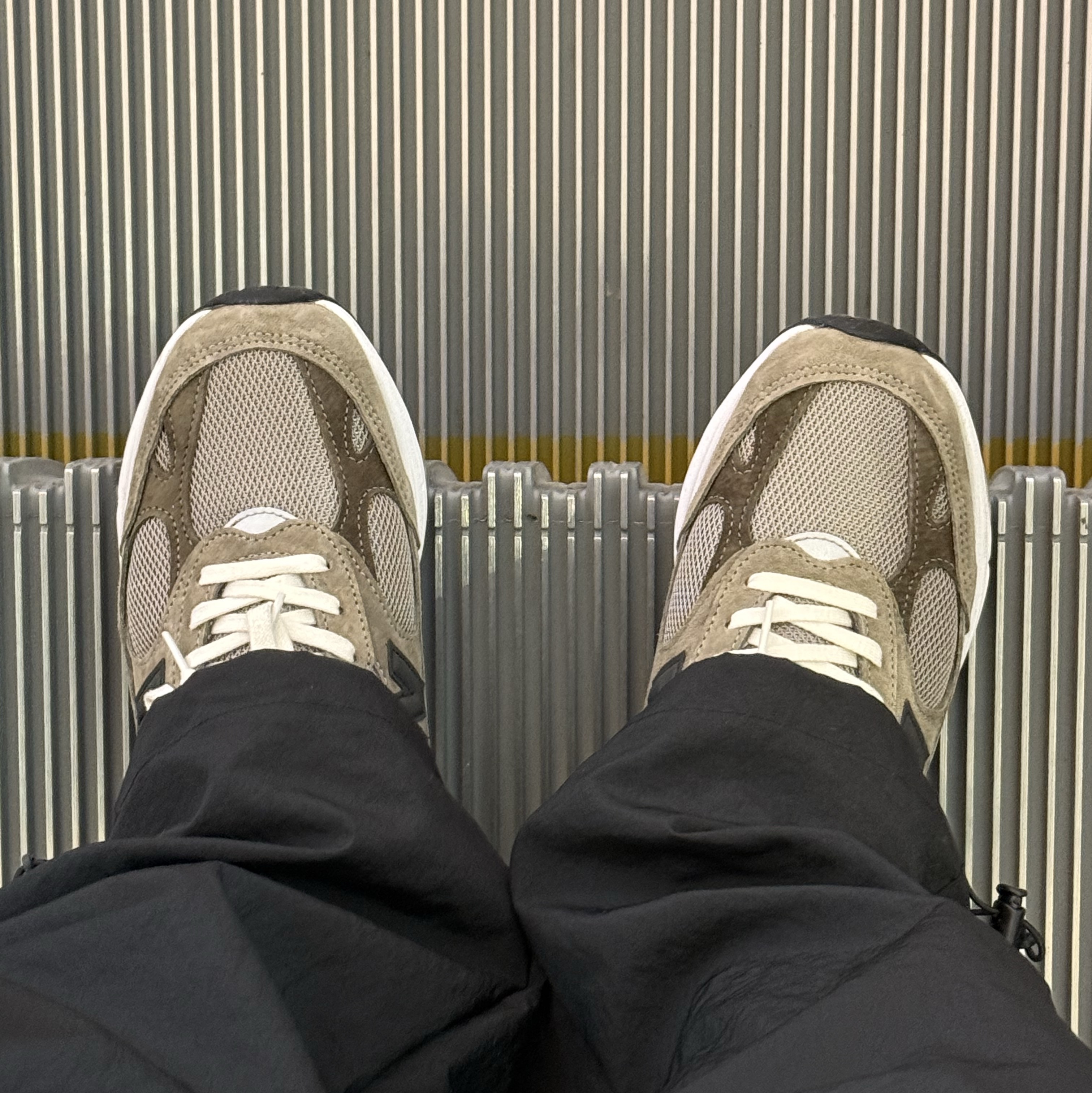 New Balance x JJJJound 993 Made in USA Mushroom White 착용 스타일