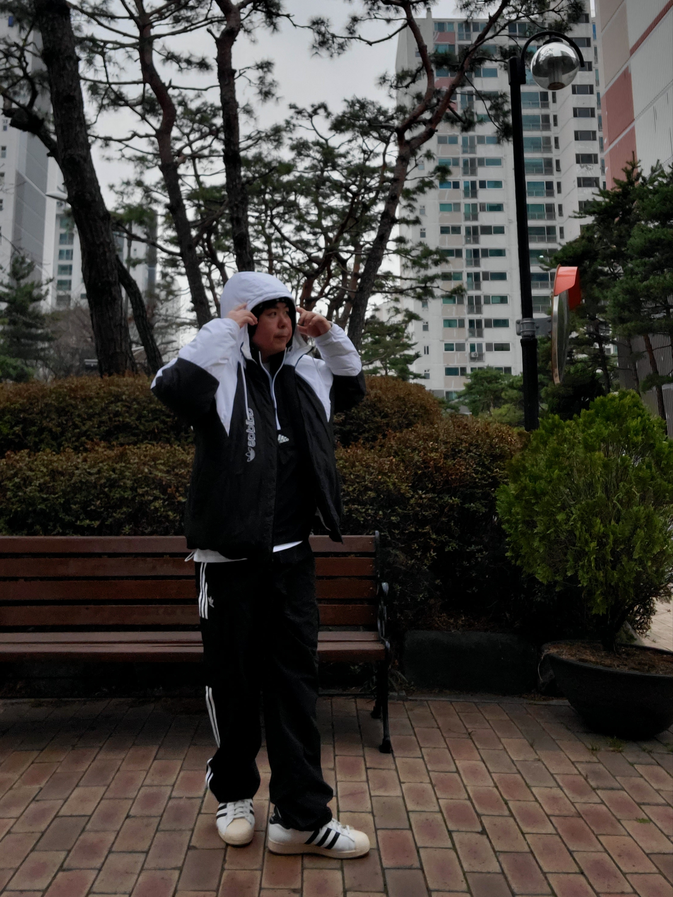 Adidas x Taegeukdang Superstar White Black, Adidas Squadra 21 Long Sleeve Jersey White - KR Sizing 착용 스타일 - 3