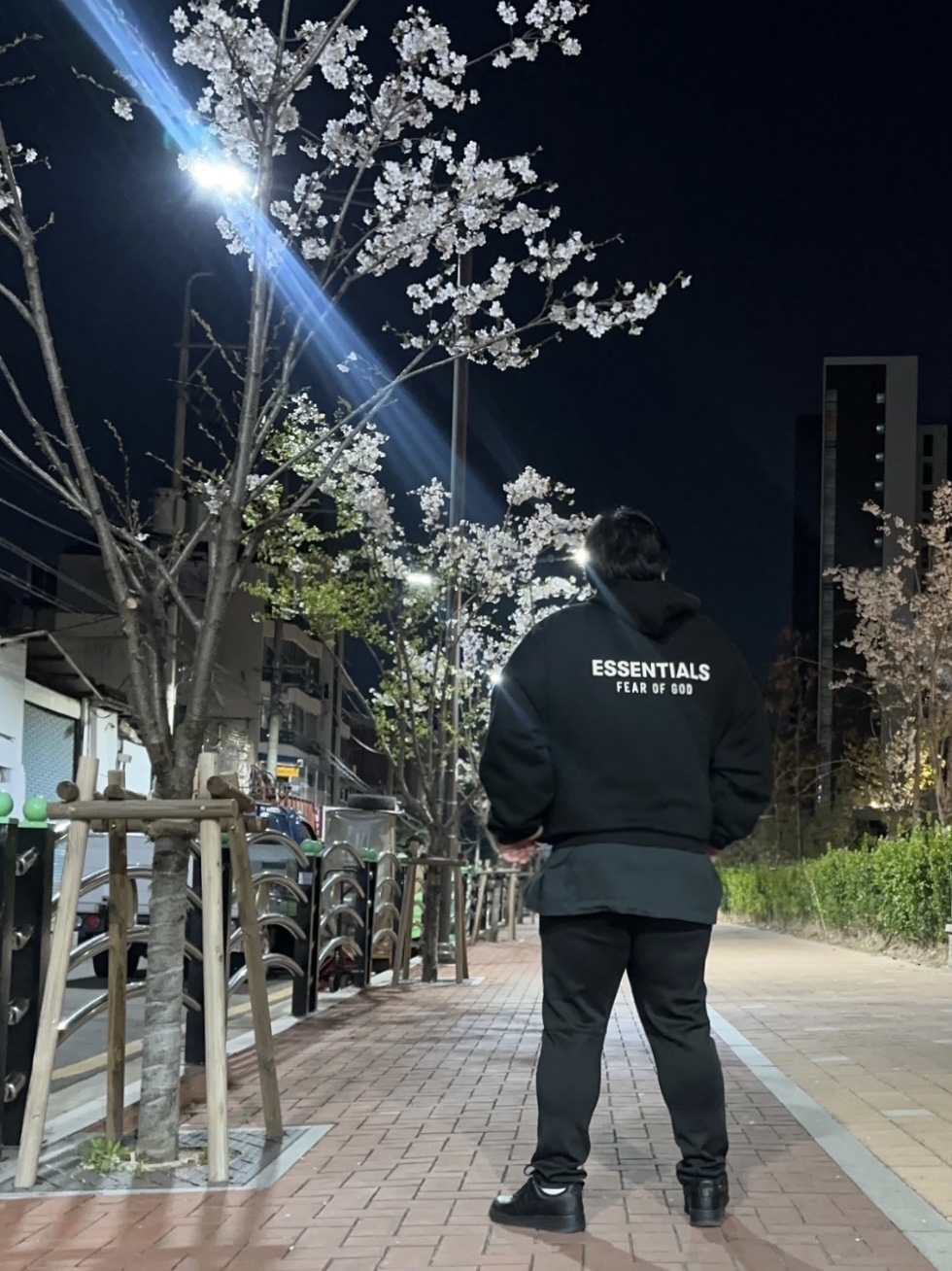 Nike Air Force 1 '07 Low Triple Black, Essentials Fleece Hoodie Black - 24FW 착용 스타일