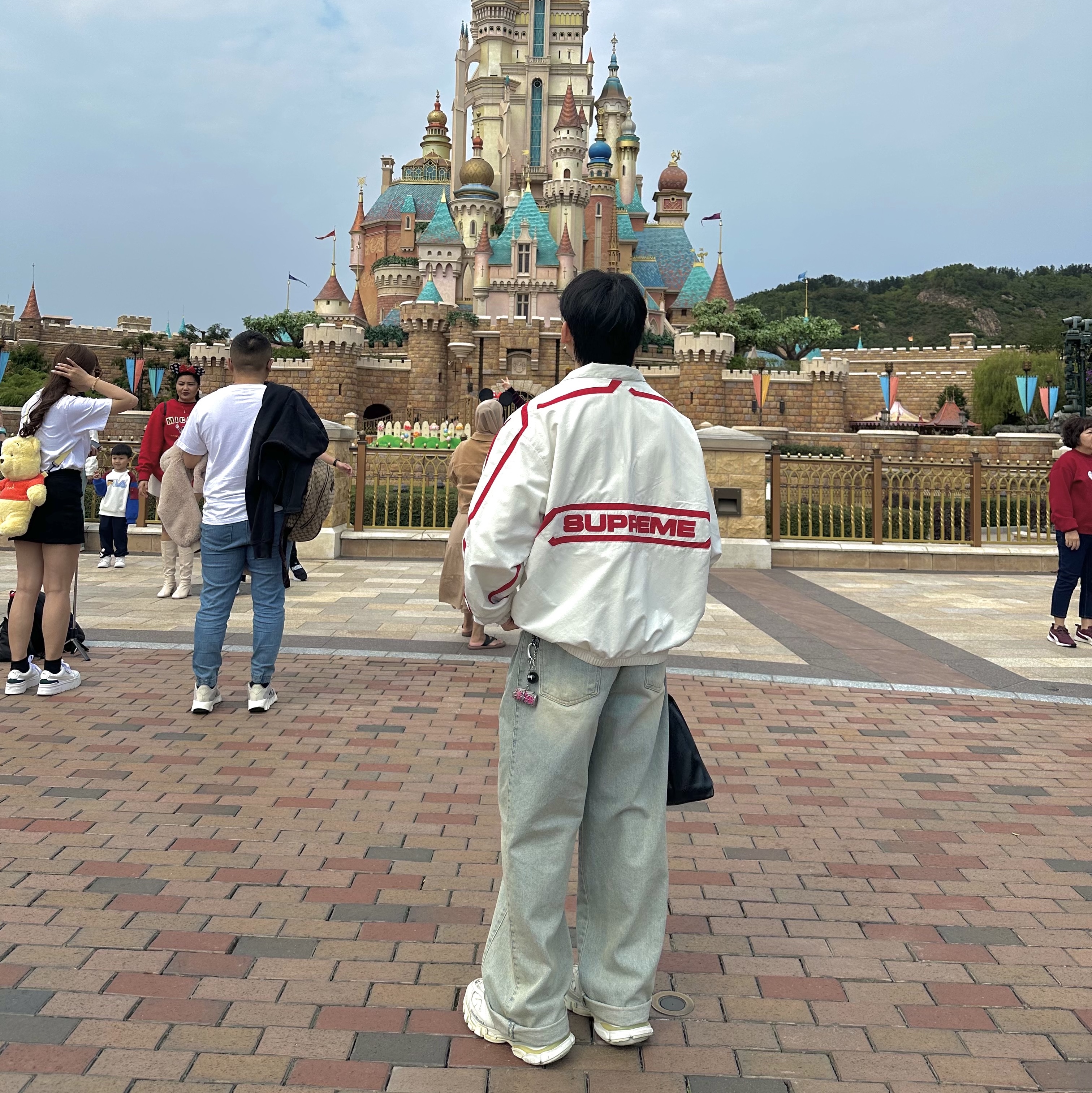 Supreme Inset Link Track Jacket Light Grey - 24SS 착용 스타일