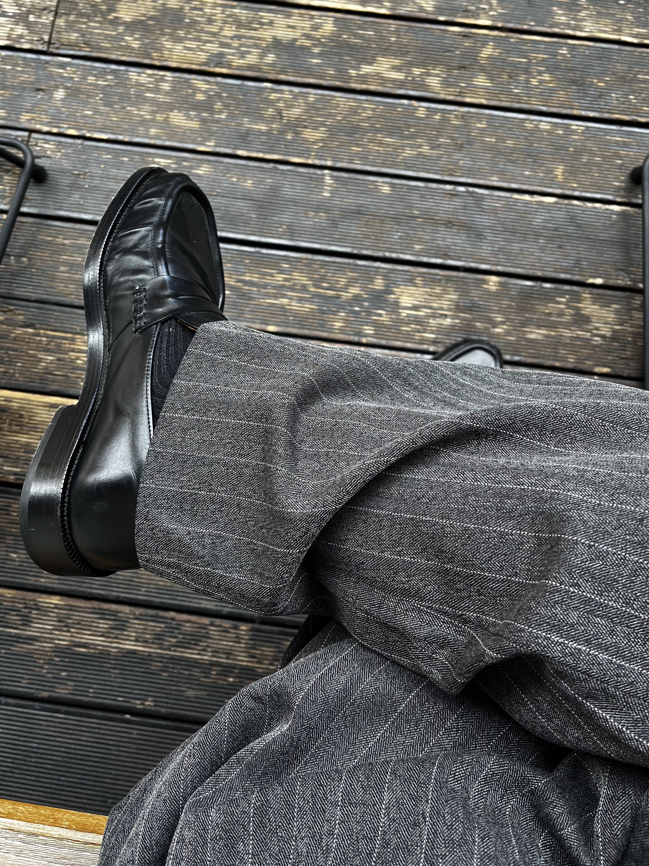 noun Wide Tapered Pants Stripe Charcoal 착용 스타일 - 2