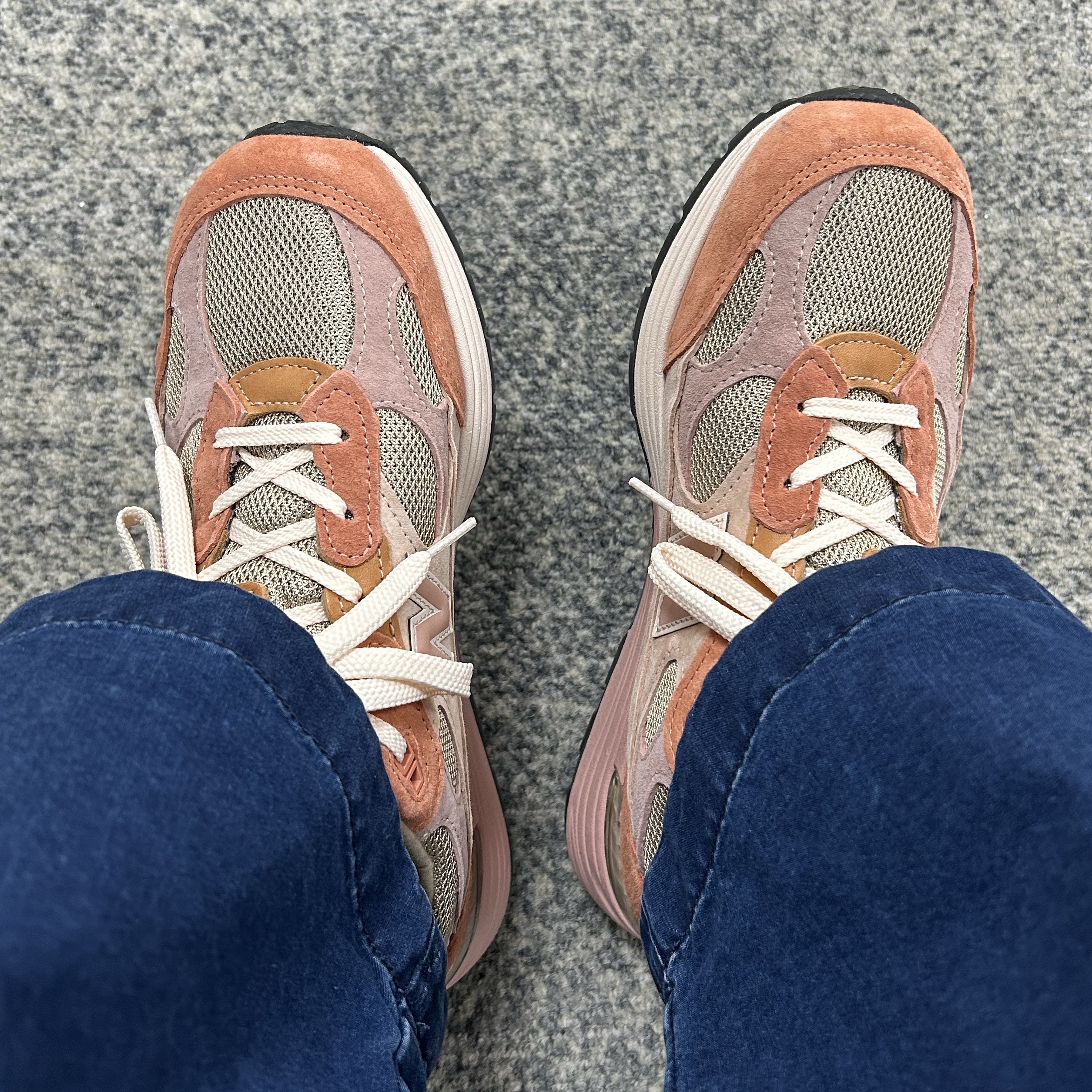 New Balance x Joe Freshgoods 992 Made in USA Aged Well 착용 스타일 - 1