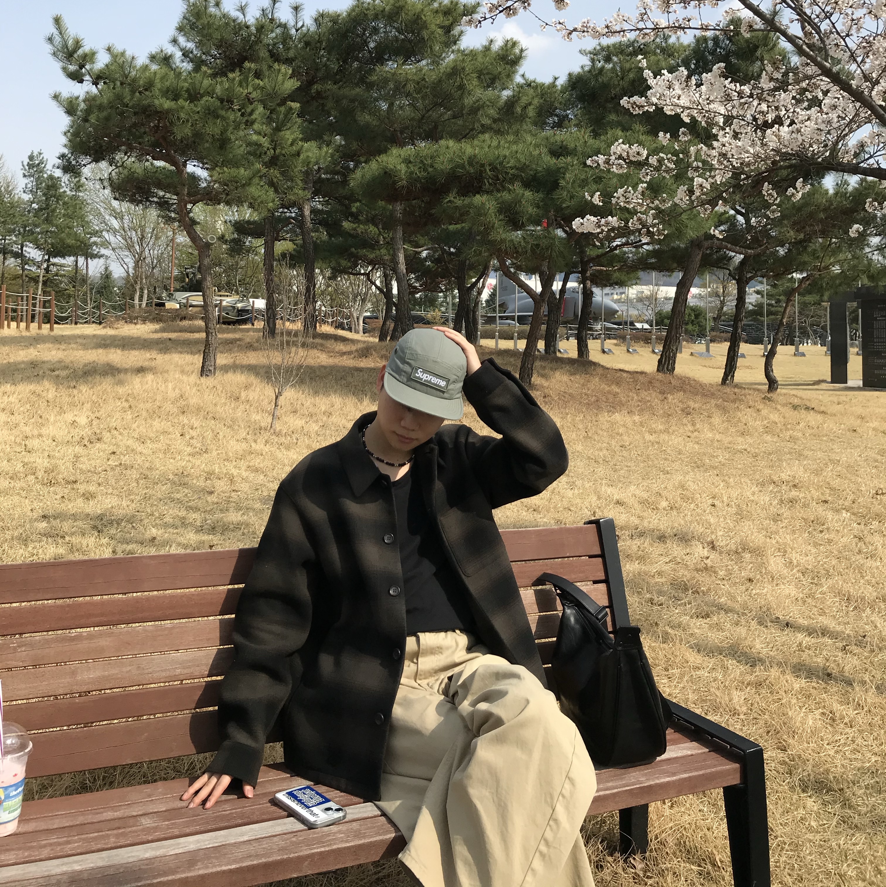 Supreme Military Camp Cap Olive - 25SS 착용 스타일