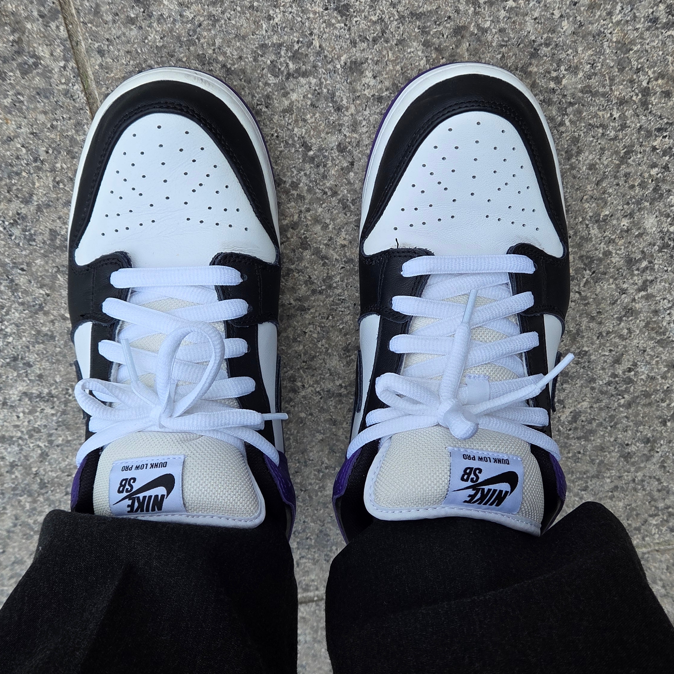 Nike SB Dunk Low Pro Court Purple 착용 스타일 - 1