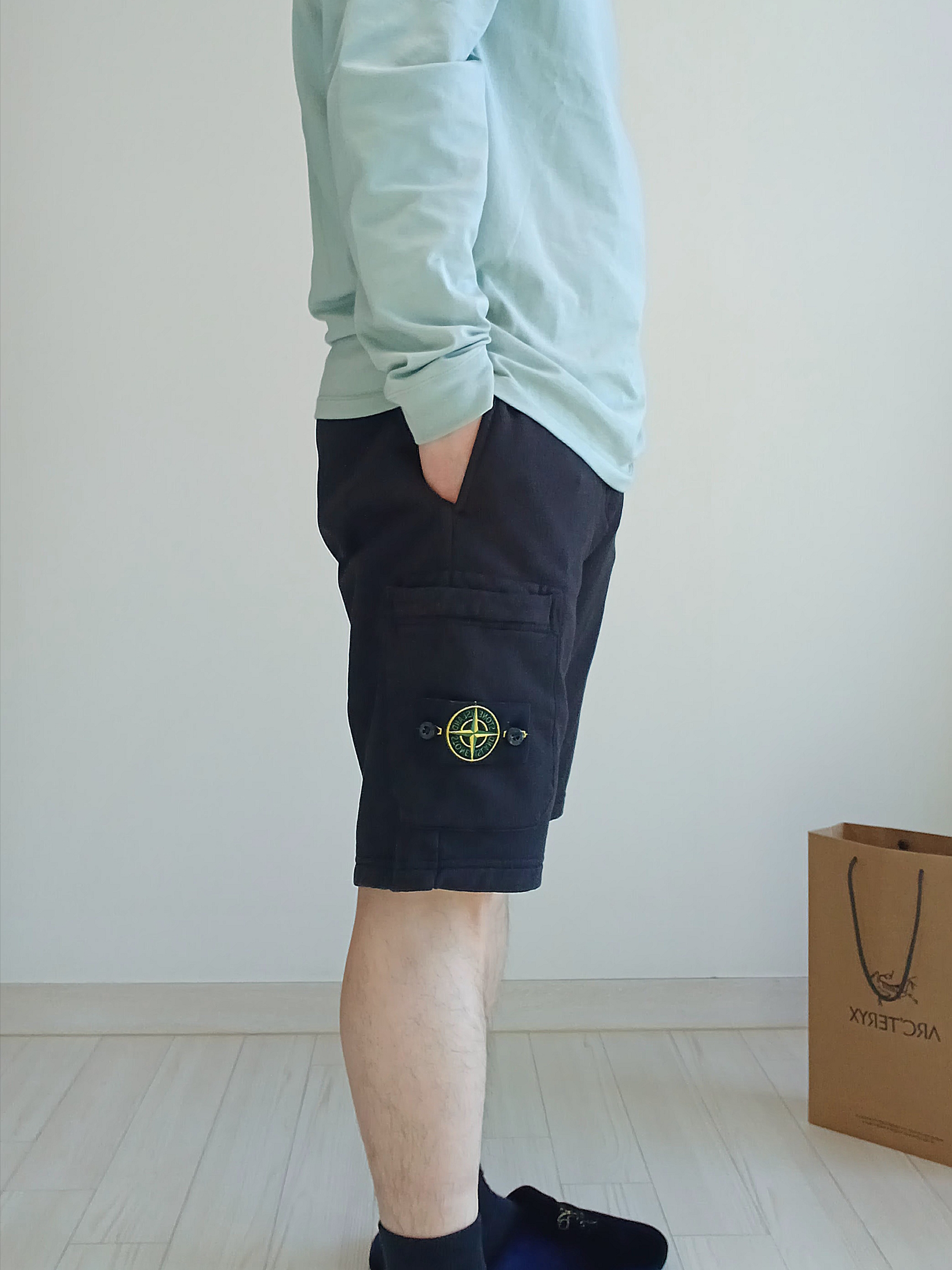 Arc'teryx Kragg SL Cotton Bird Tile LS Shirt Stone Green Phosphorescent, Stone Island 6200012 Organic Cotton Fleece Pocket Details Cargo Bermuda Shorts Black - 25SS 착용 스타일 - 8