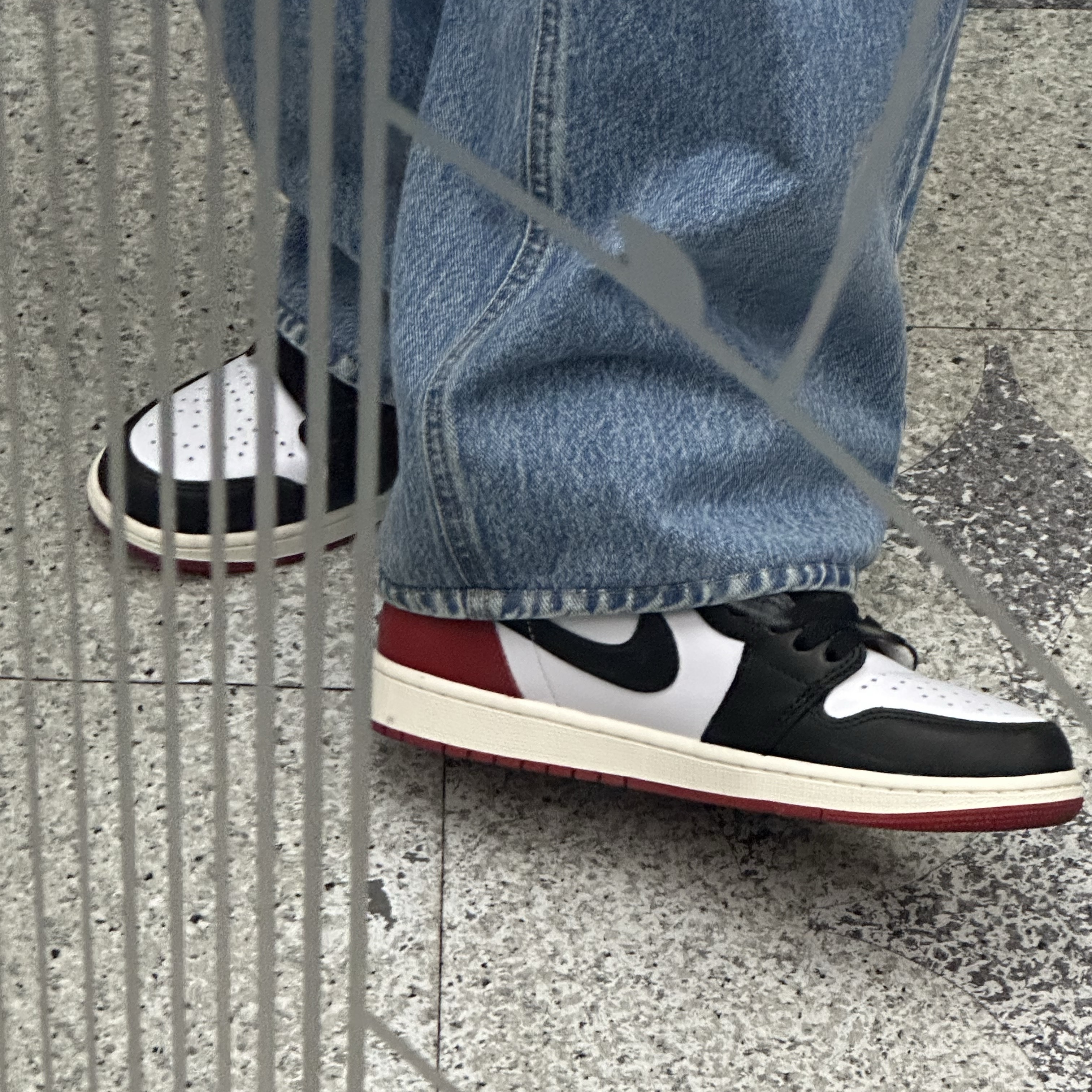 Jordan 1 Retro High OG Black Toe 착용 스타일