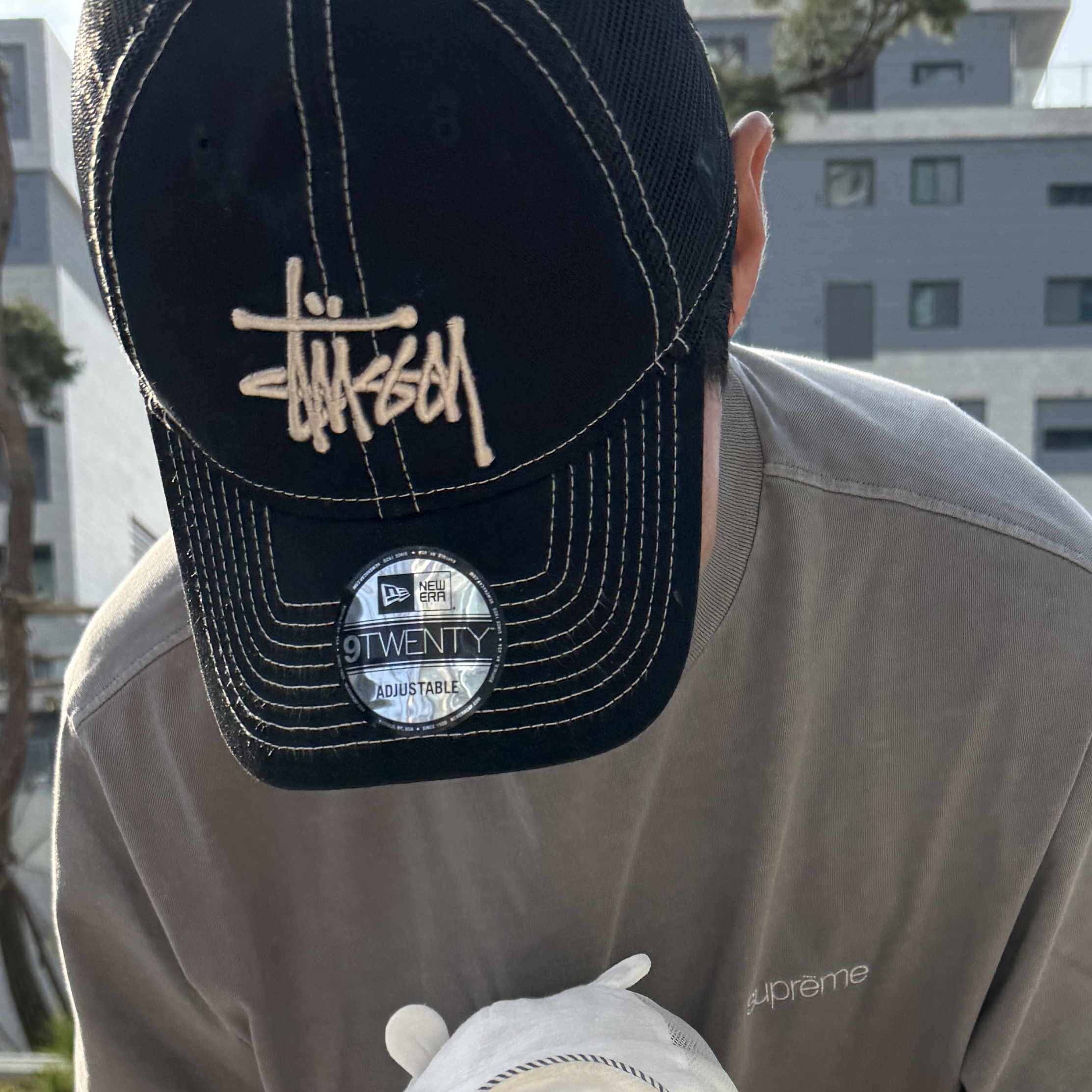Supreme Mock Neck L/S Top Grey - 23FW, Stussy New Era 9twenty Basic Trucker Black 착용 스타일