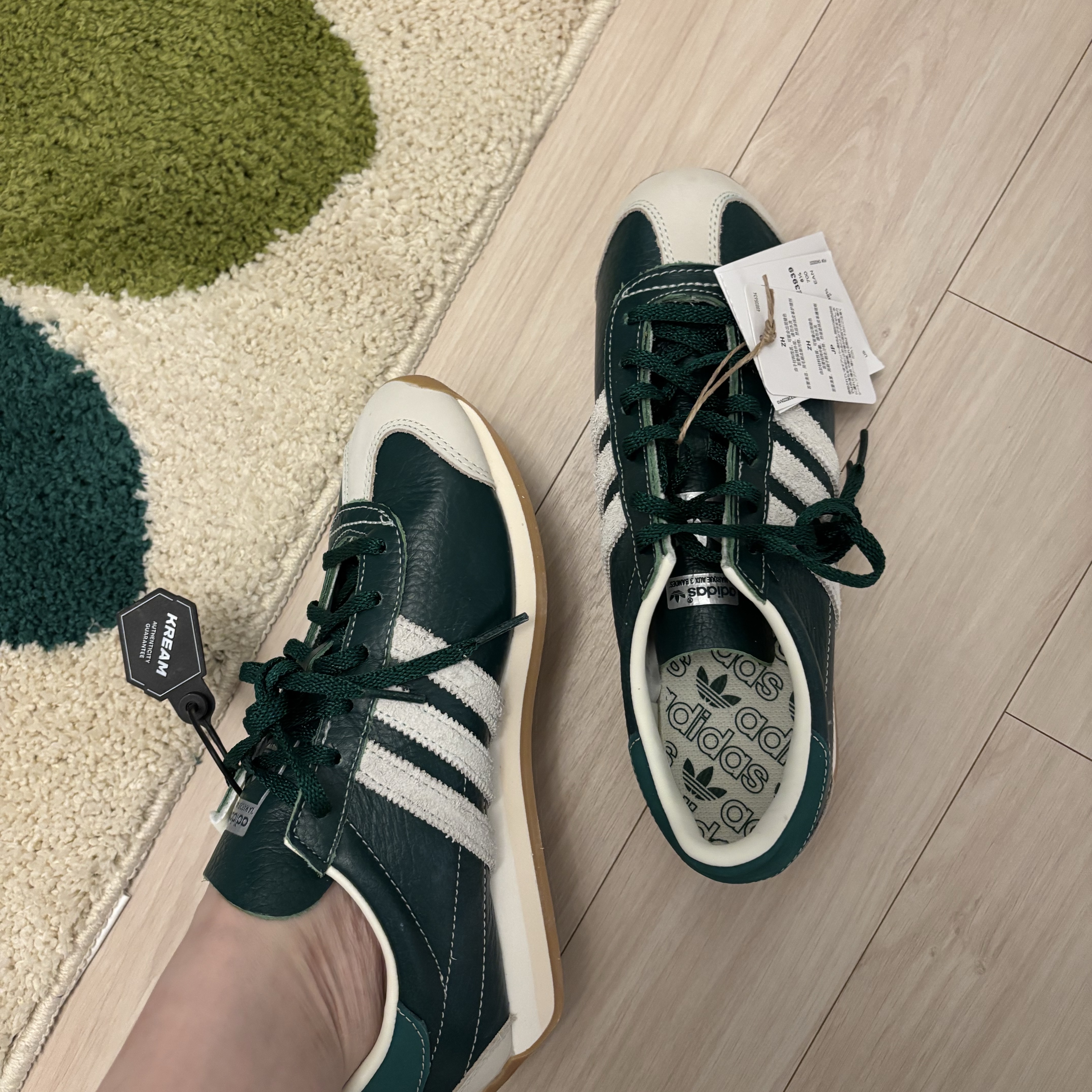 (W) Adidas Country OG Collegiate Green Off White 착용 스타일
