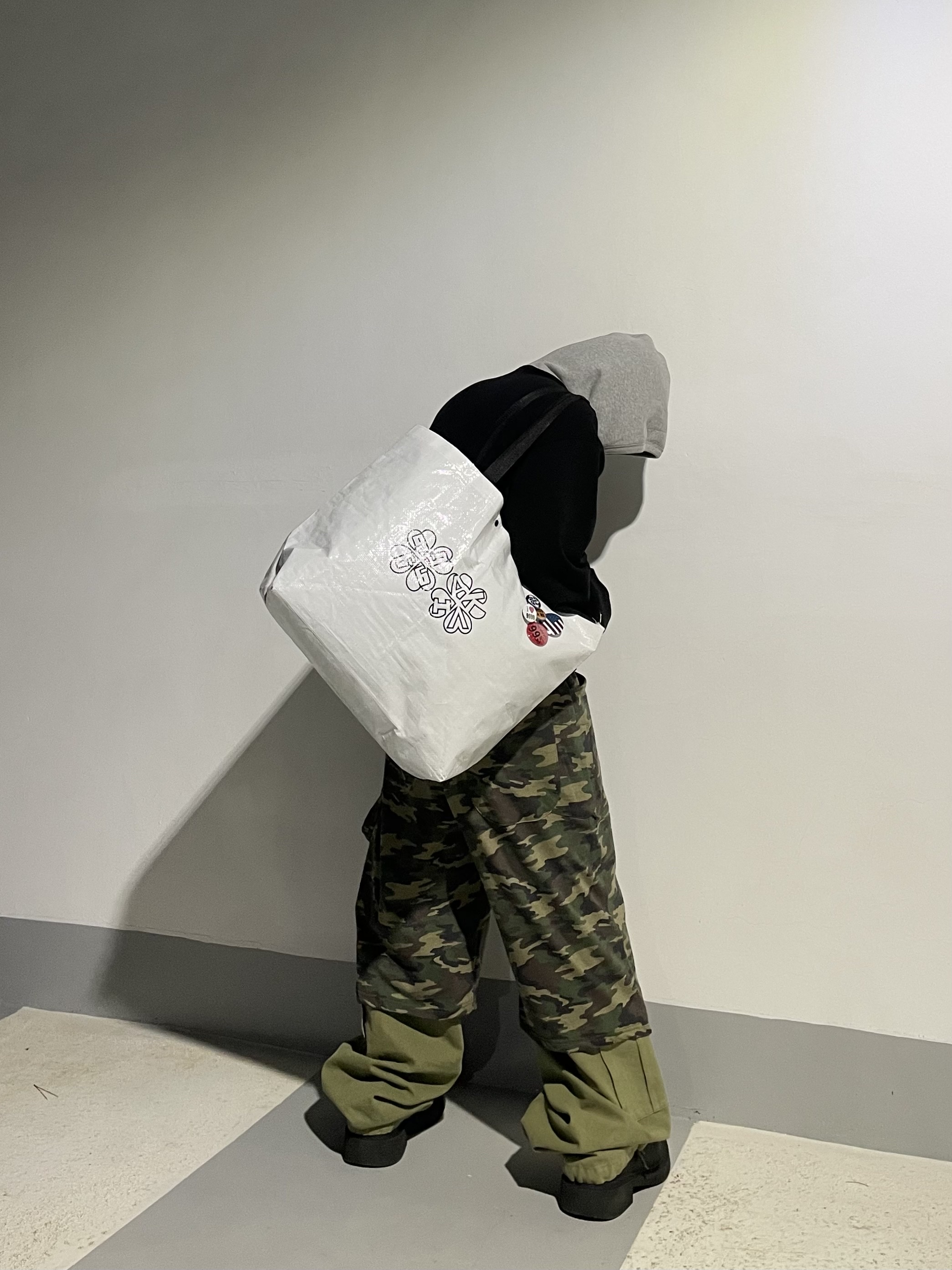 Balenciaga Steroid Derby Black 착용 스타일 - 1