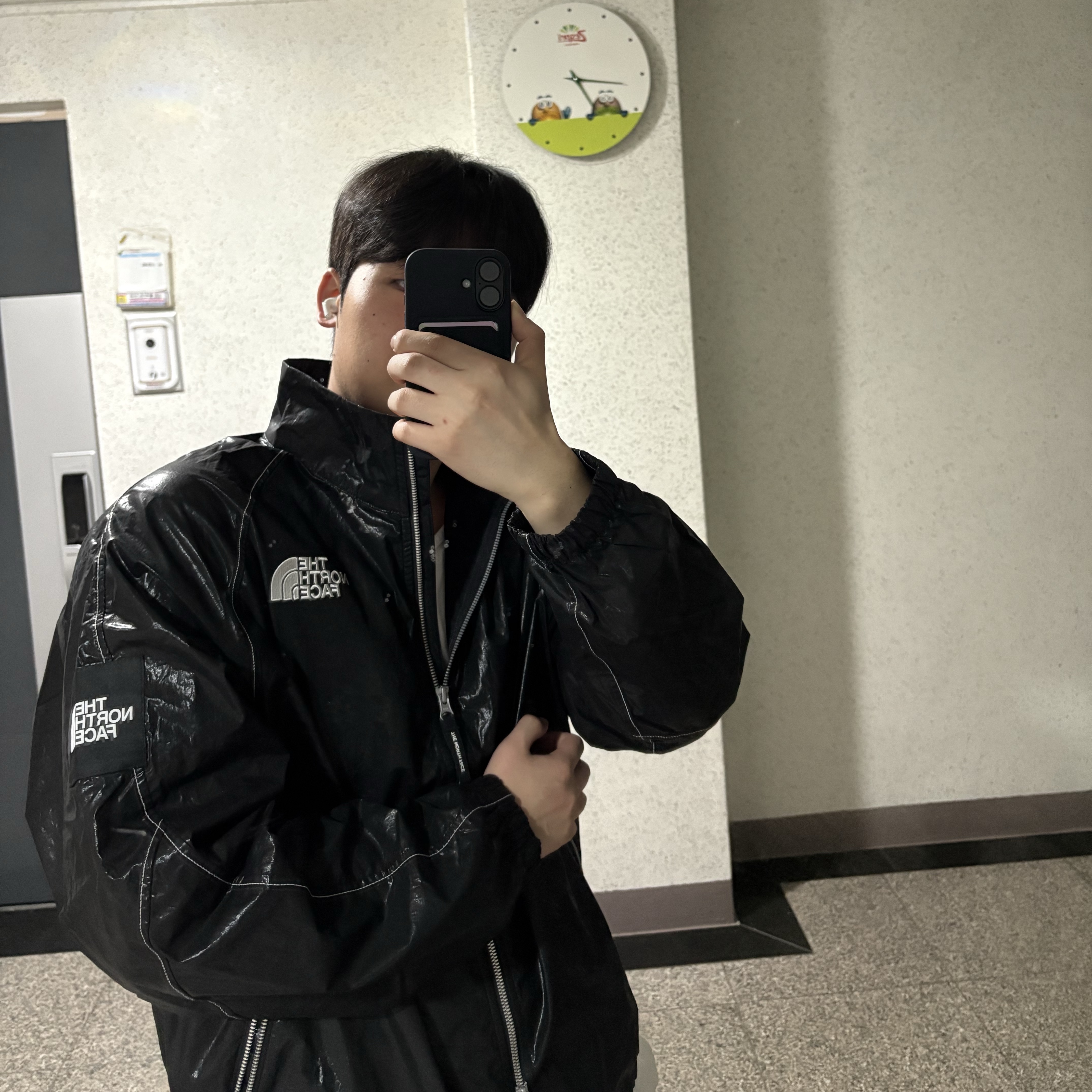 The North Face White Label Novelty Olema Jacket Black 착용 스타일