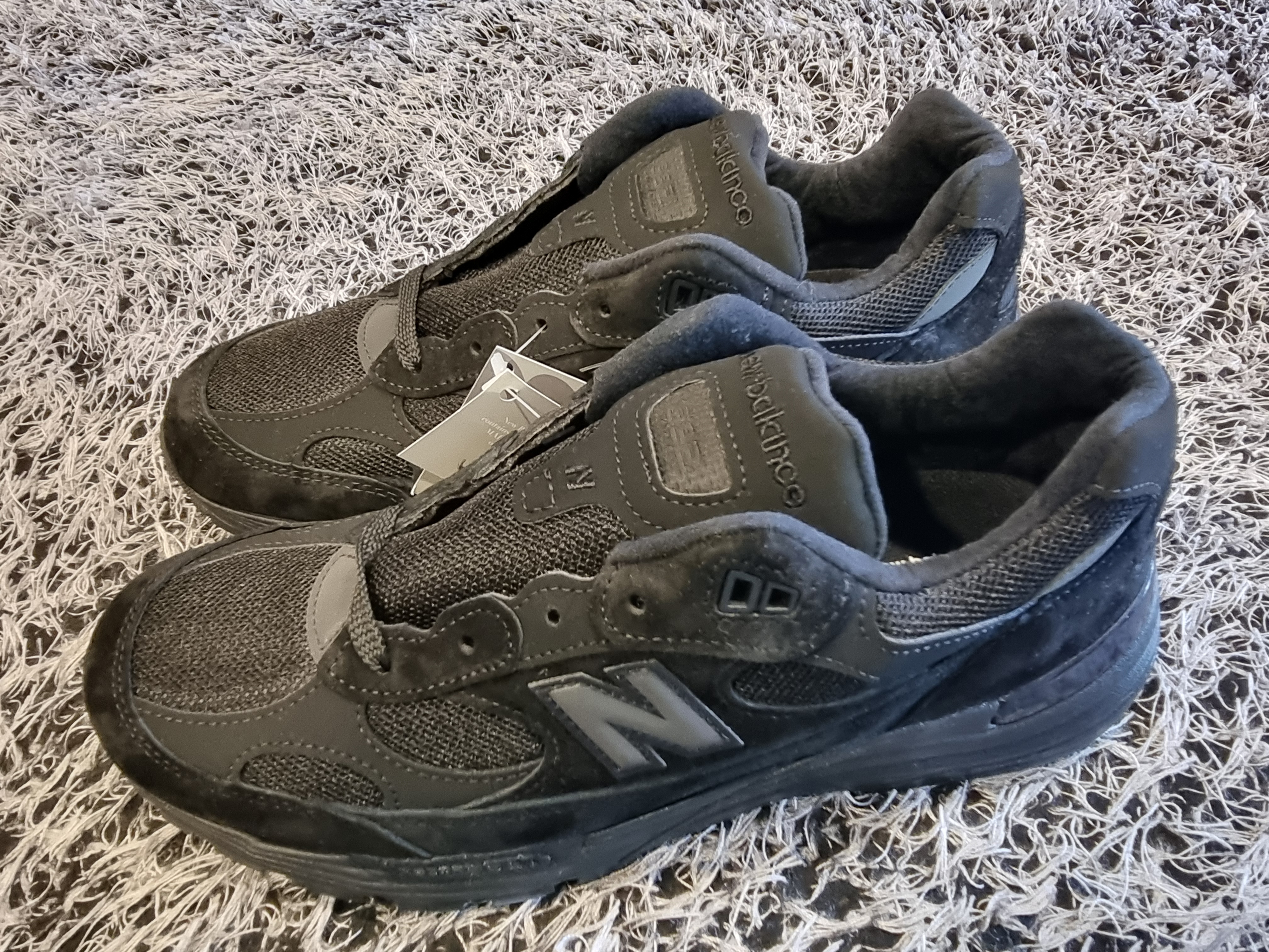New Balance 992 Made in USA Core Black 착용 스타일 - 1