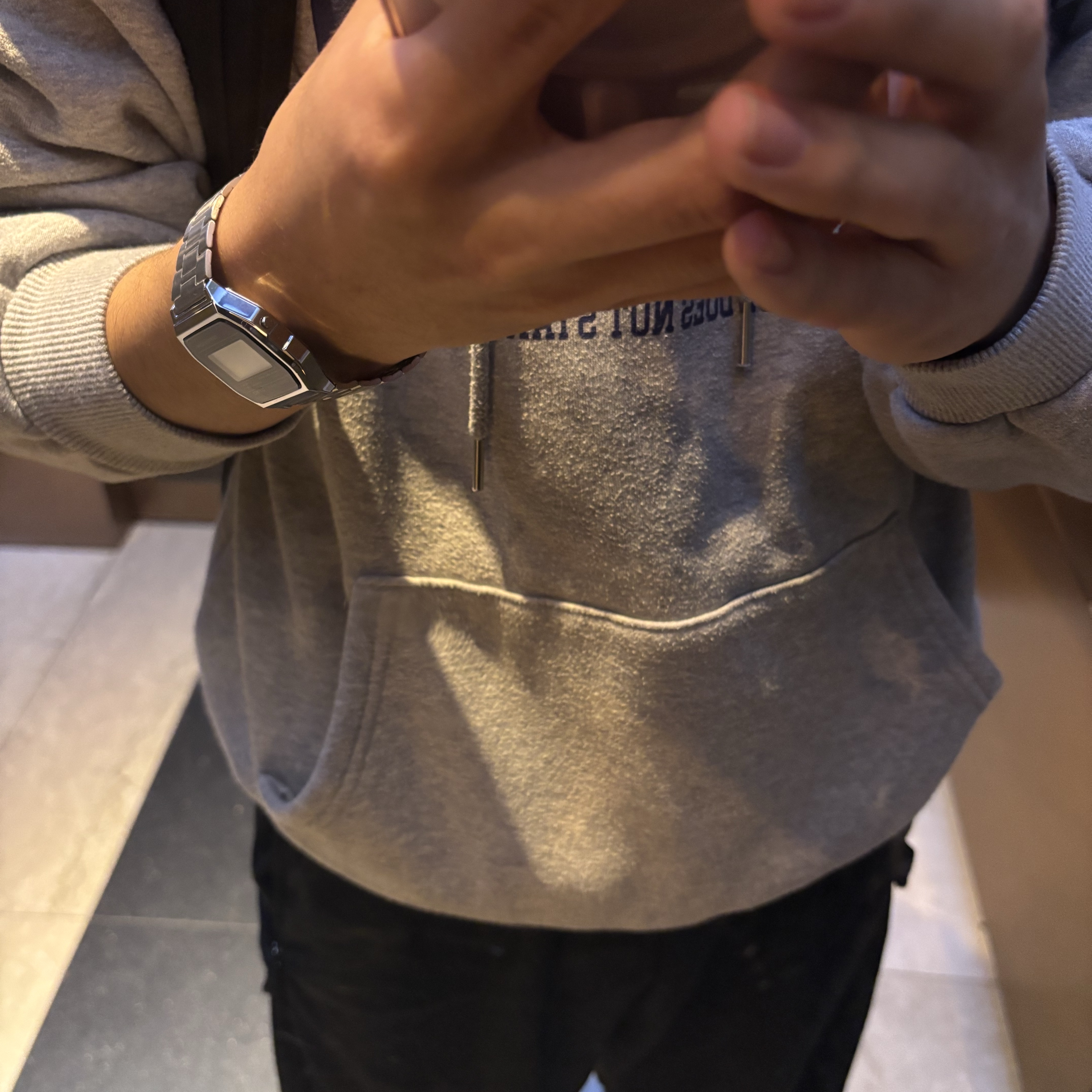 Casio A-158WA-1 착용 스타일